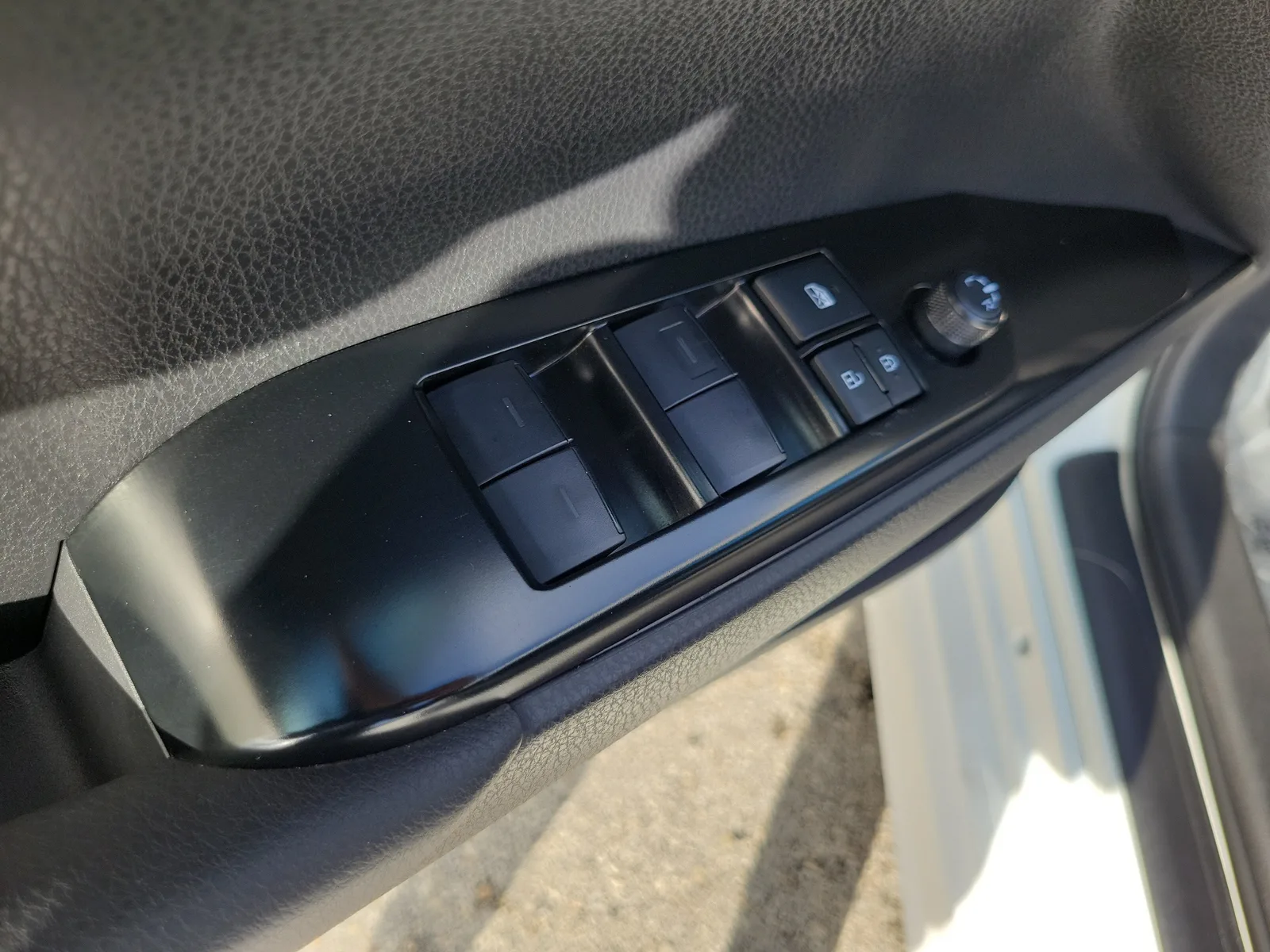 2026 Toyota Camry LE photo 24