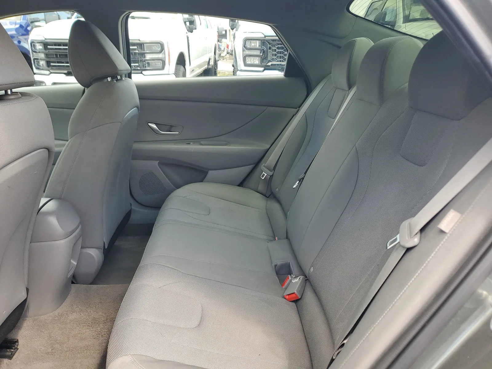 2024 Hyundai Elantra SE photo 12