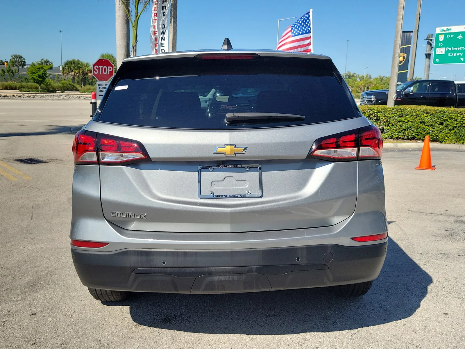 2024 Chevrolet Equinox LS photo 6