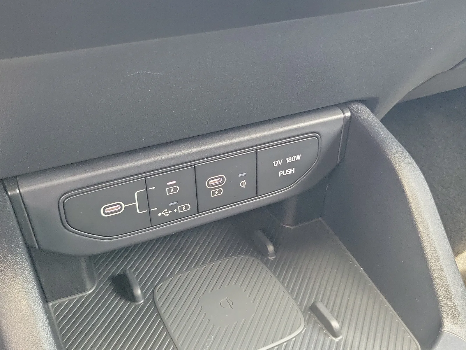 2025 Kia K4 EX photo 24
