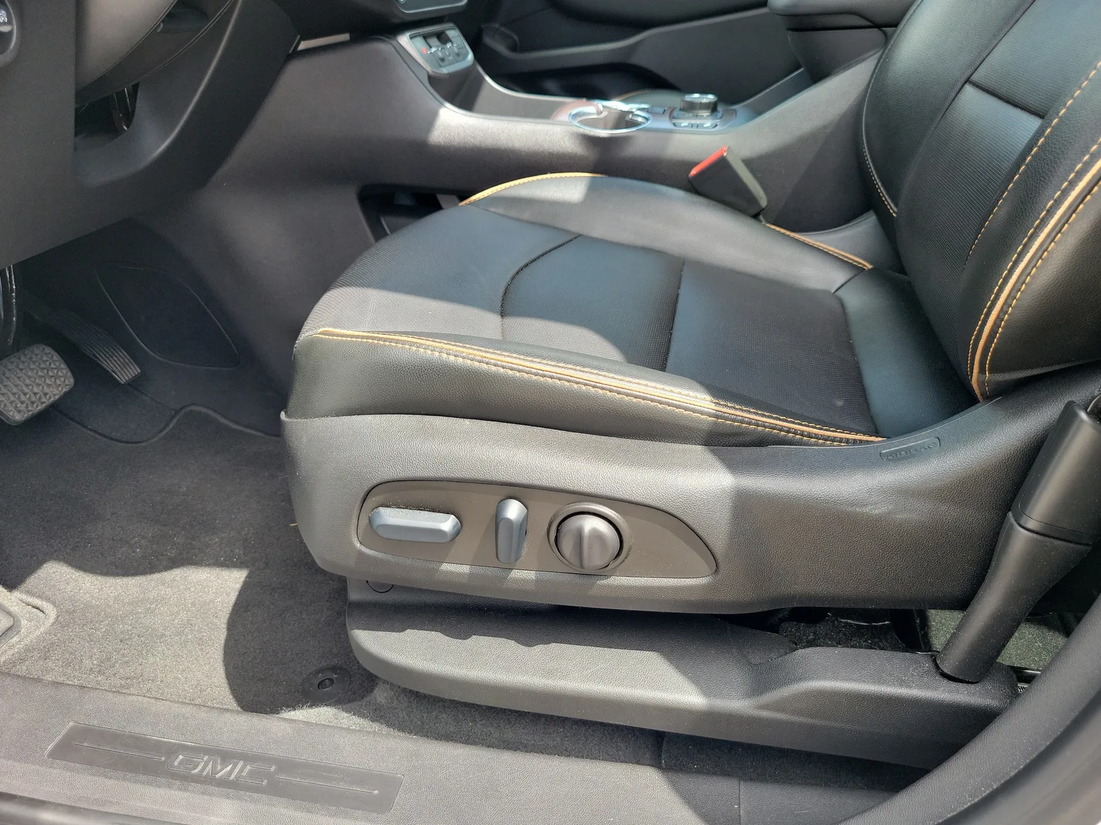 2024 GMC Terrain AT4 photo 13