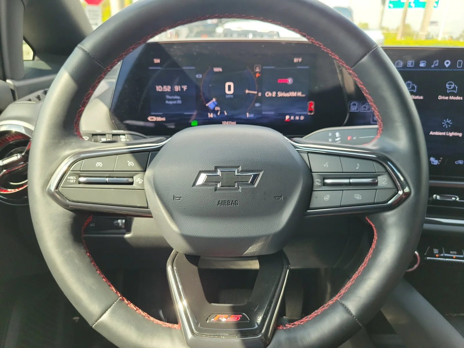 2025 Chevrolet Equinox EV RS photo 20