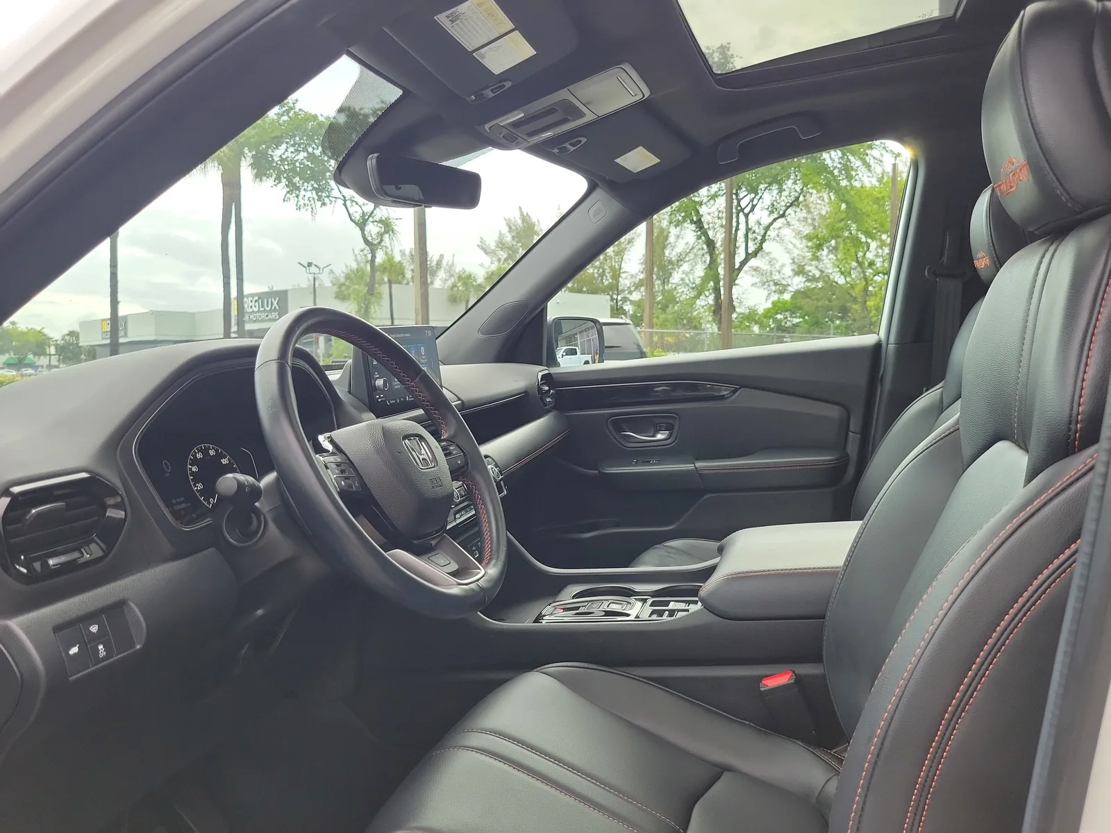 2024 Honda Pilot TrailSport photo 12