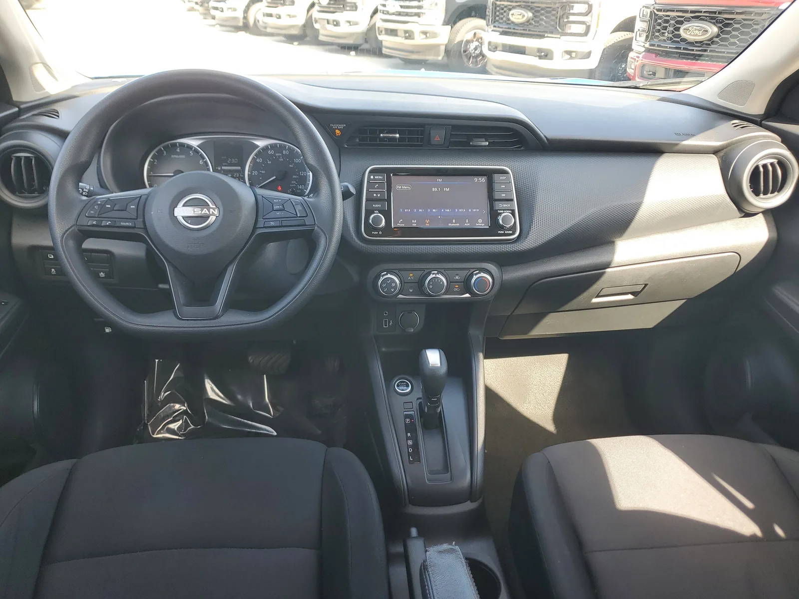 2023 Nissan Kicks S photo 15