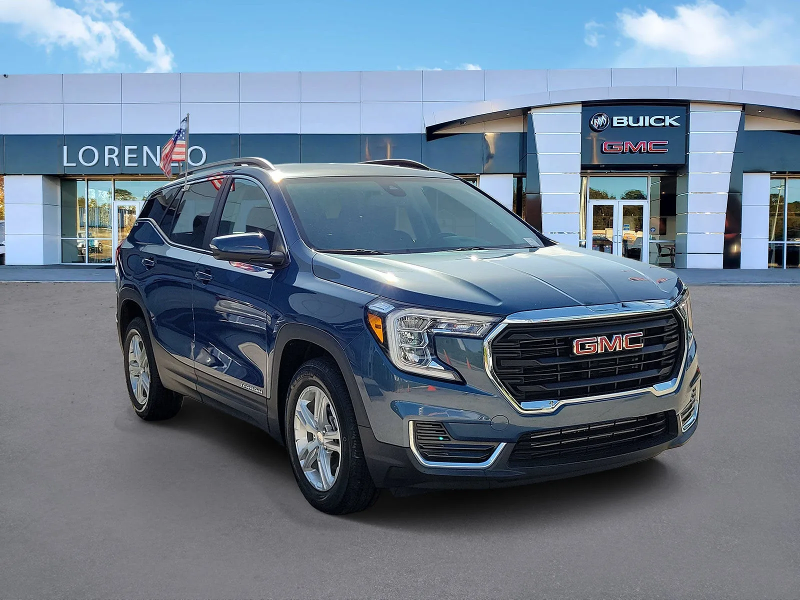 2024 GMC Terrain SLE photo 3
