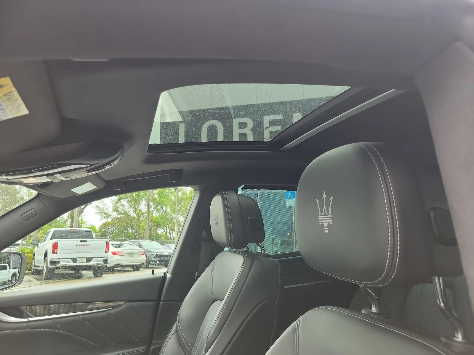 2023 Maserati Levante GT photo 12
