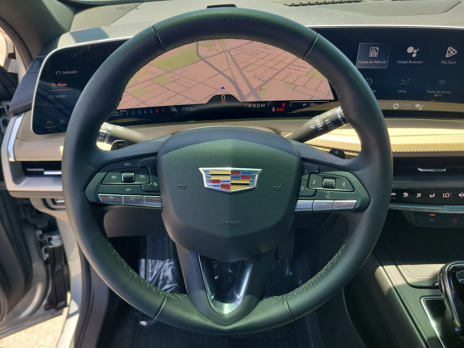 2024 Cadillac XT4 FWD Luxury photo 20