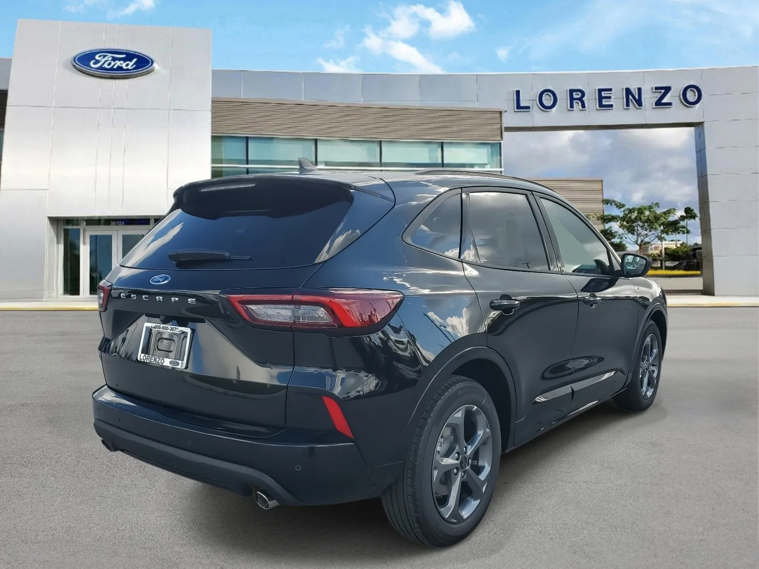 2024 Ford Escape ST-Line photo 4