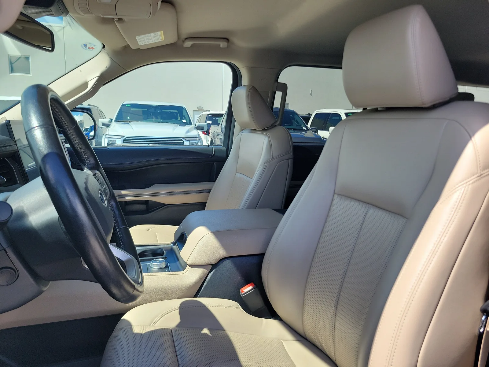 2024 Ford Expedition Max XLT 4WD photo 12