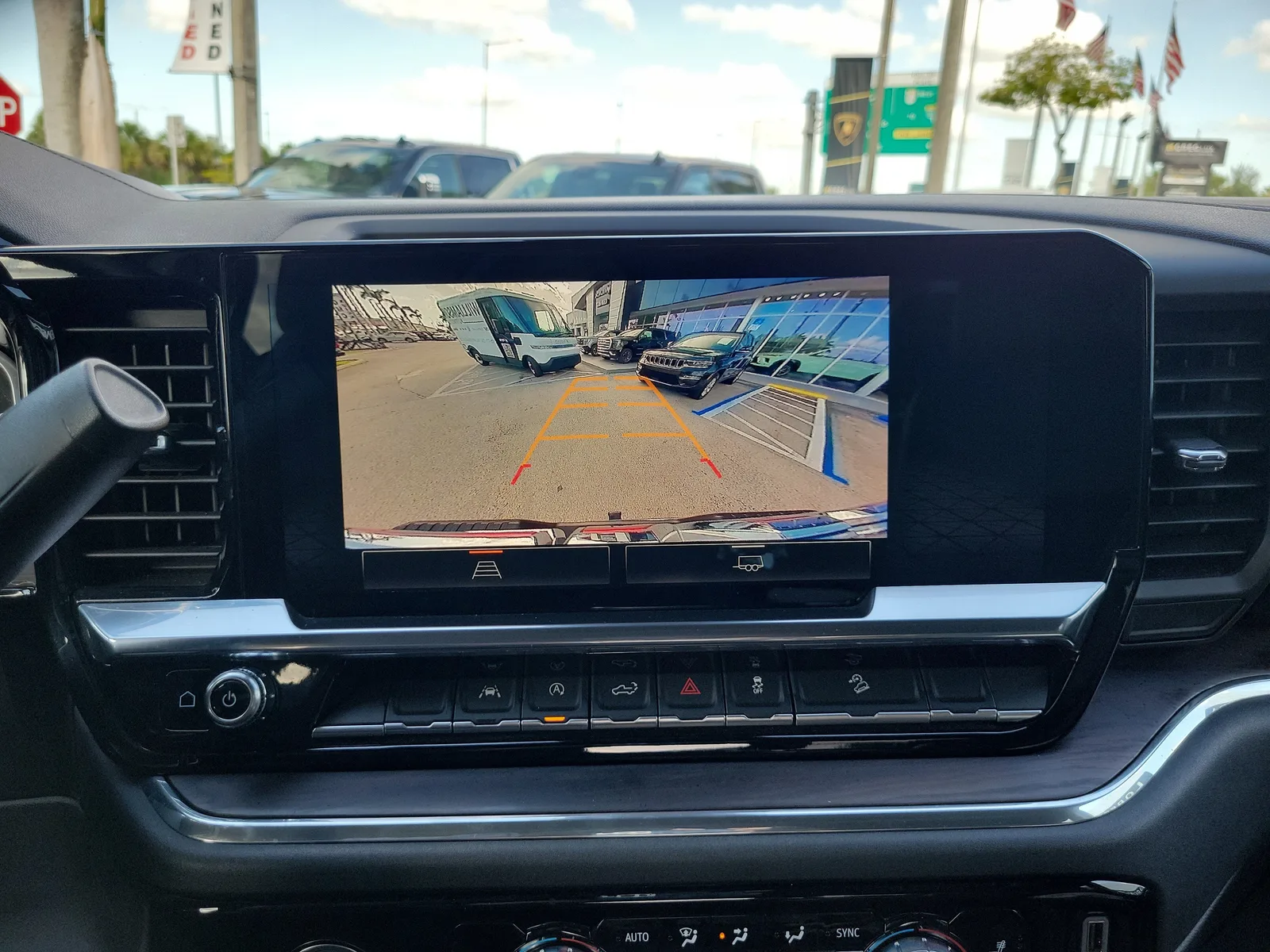 2024 GMC Sierra 1500 SLT photo 27