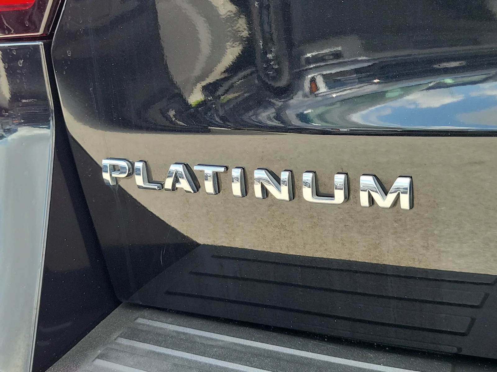 2023 Ford Expedition Max Platinum photo 10