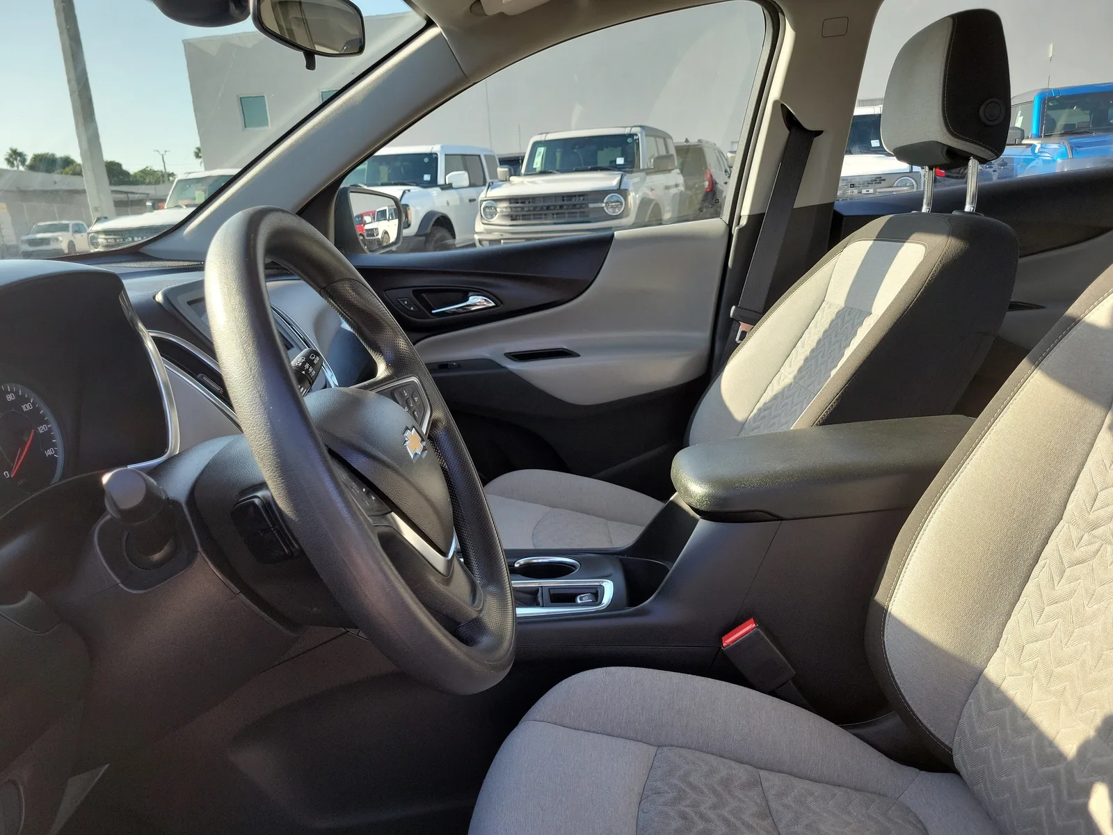 2024 Chevrolet Equinox LS photo 11