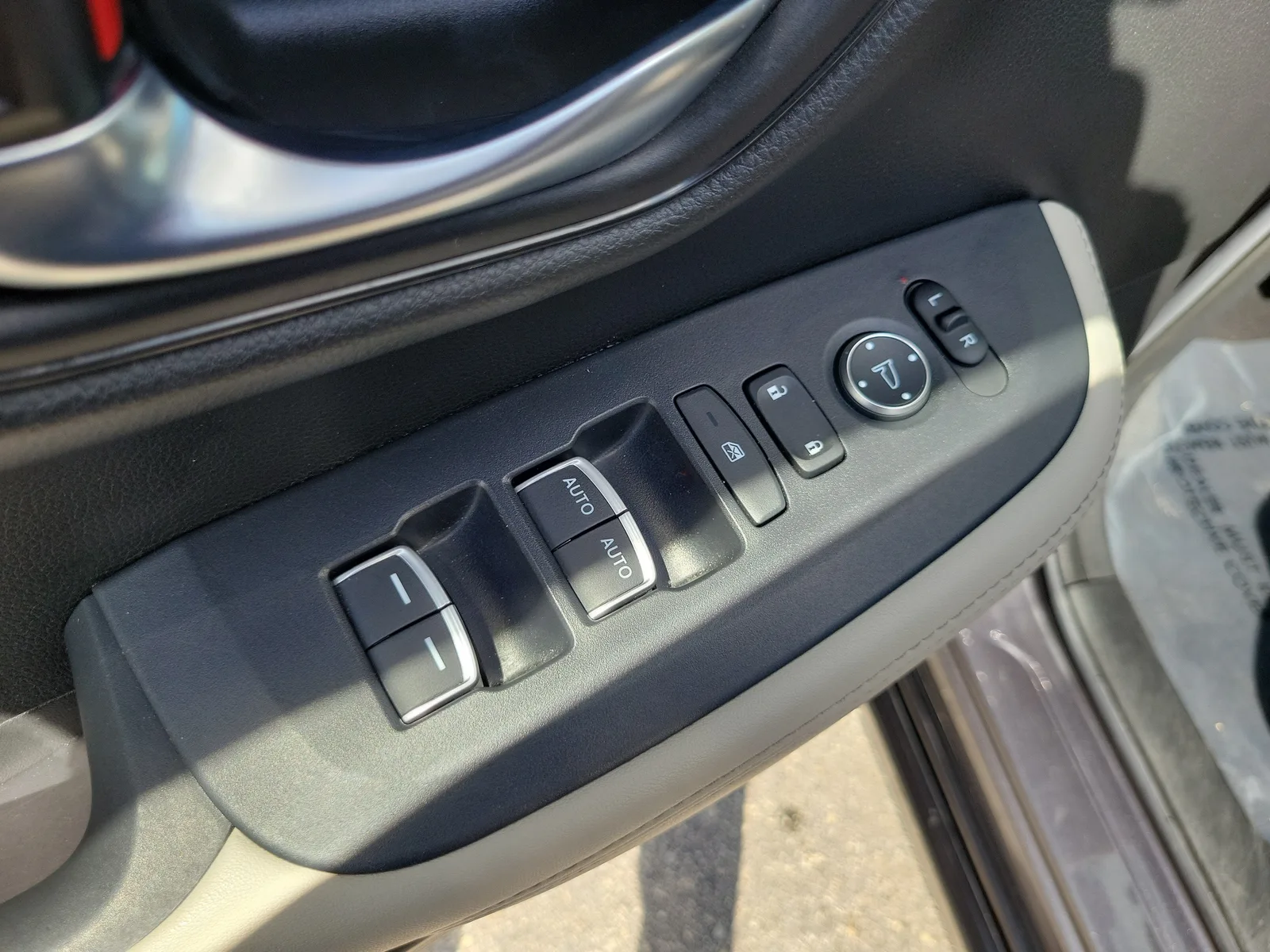 2024 Honda HR-V EX-L photo 25