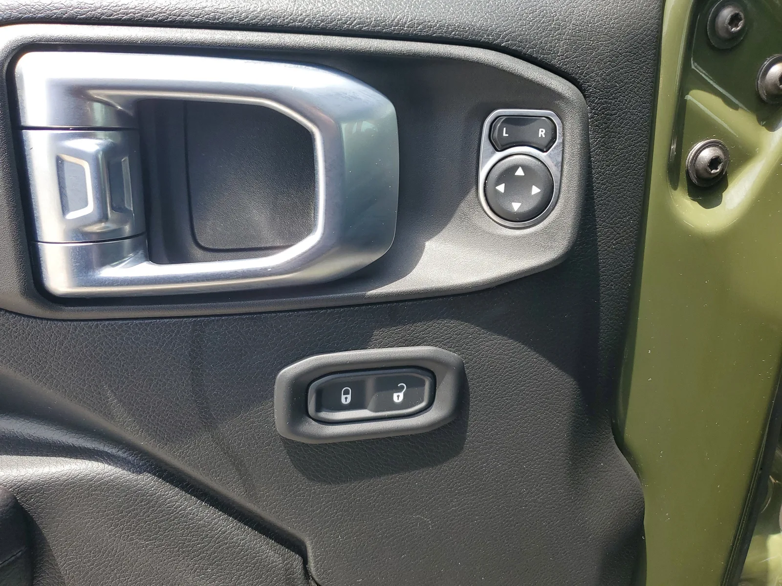 2021 Jeep Wrangler Unlimited Sport Altitude 4WD photo 26