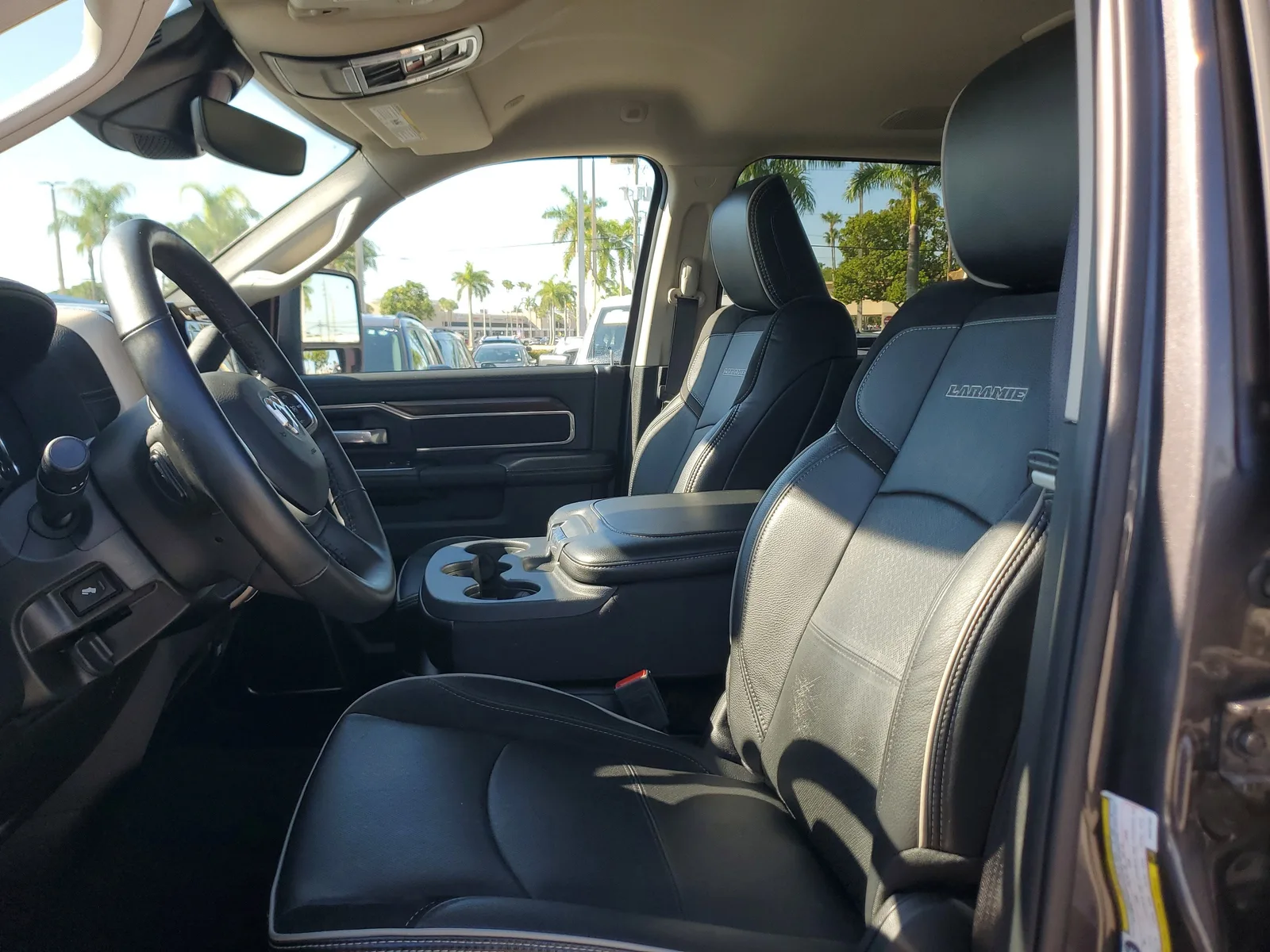 2024 RAM 2500 Laramie 4WD Diesel photo 12