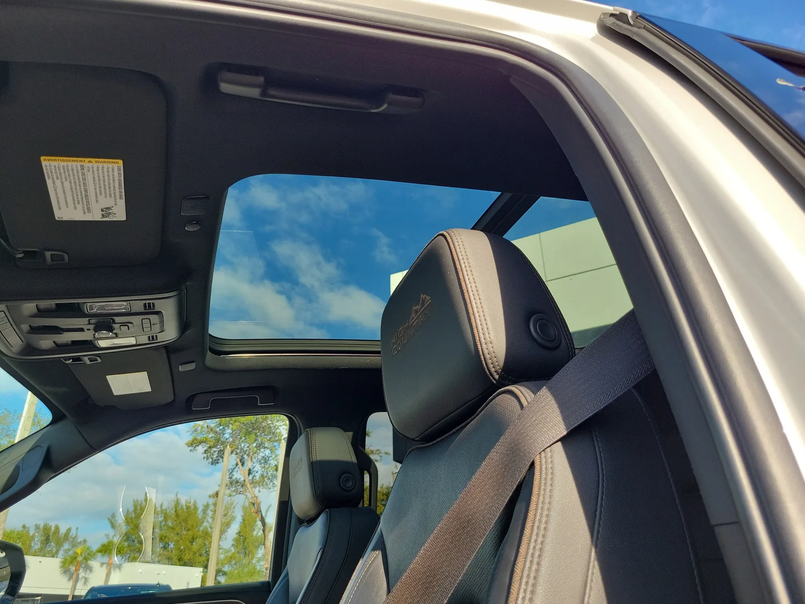 2023 Chevrolet Tahoe High Country photo 11