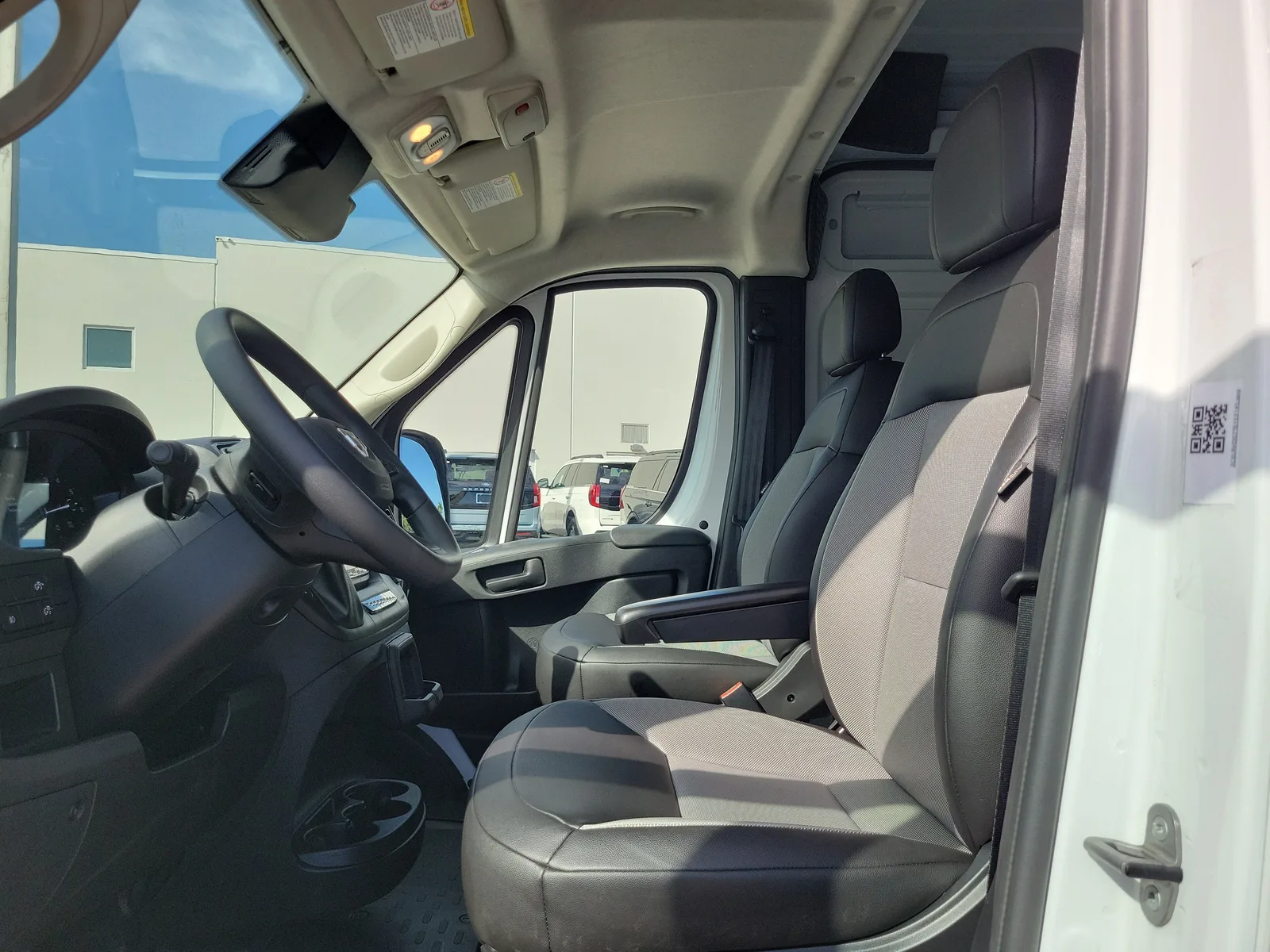 2026 RAM ProMaster Cargo Van Tradesman photo 11