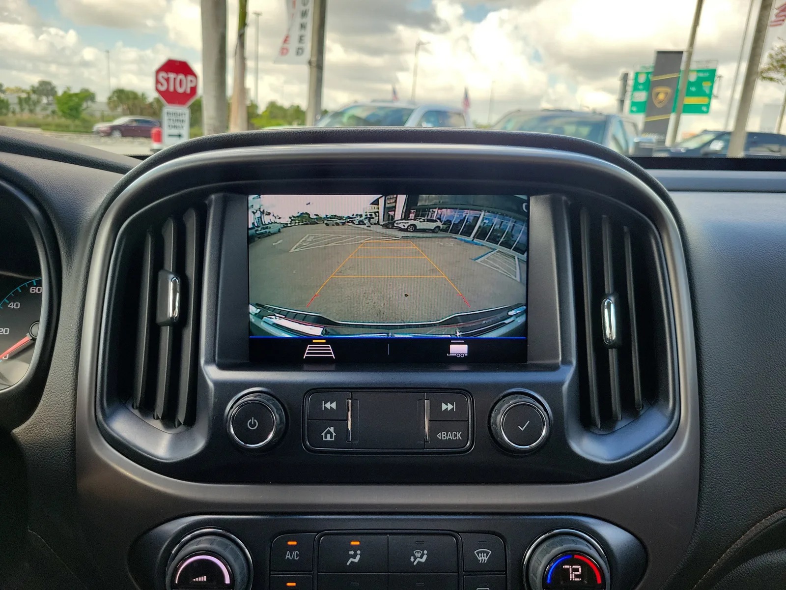 2022 GMC Canyon AT4 - Cloth photo 10