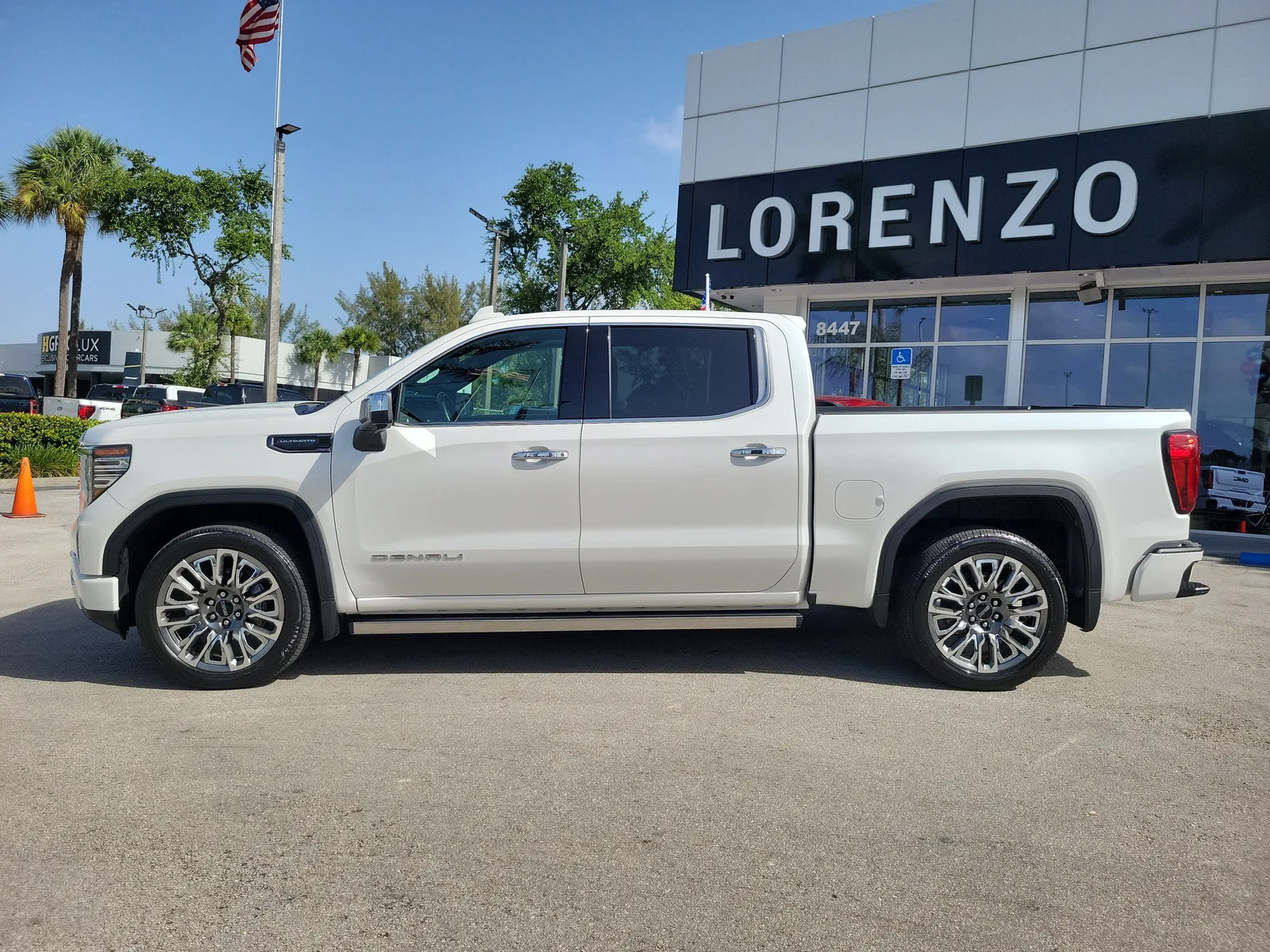 2024 GMC Sierra 1500 Denali Ultimate photo 8
