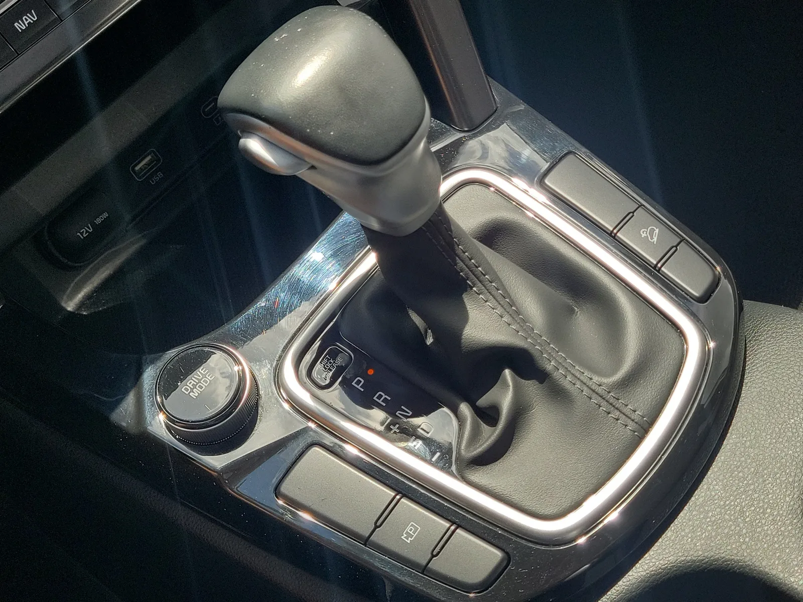2024 Kia Seltos S photo 26