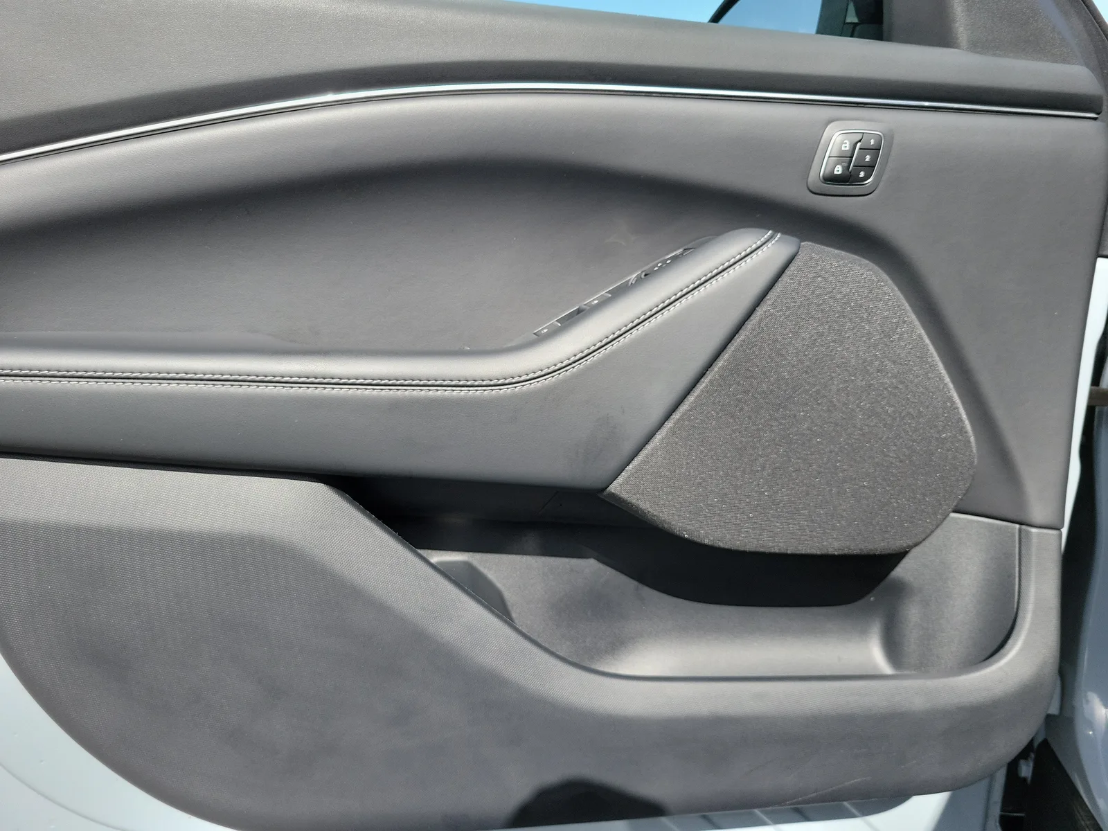 2024 Ford Mustang Mach-E Select photo 26