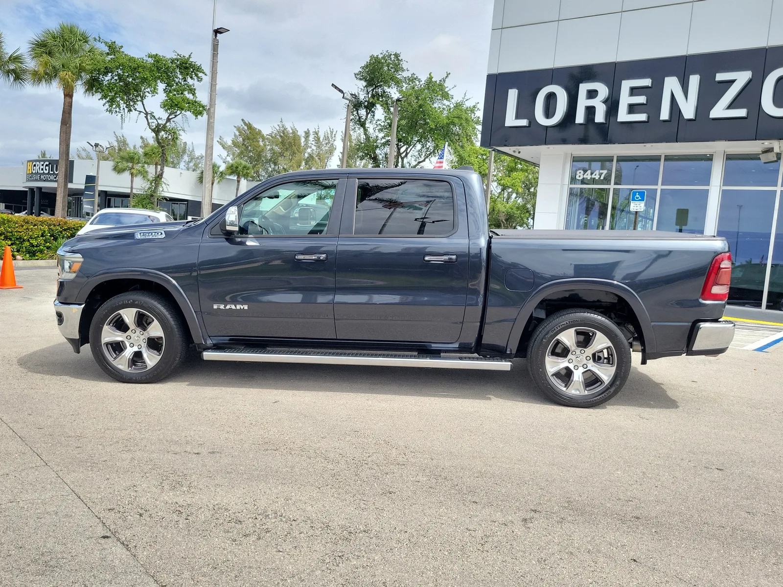 2019 RAM 1500 Laramie photo 8
