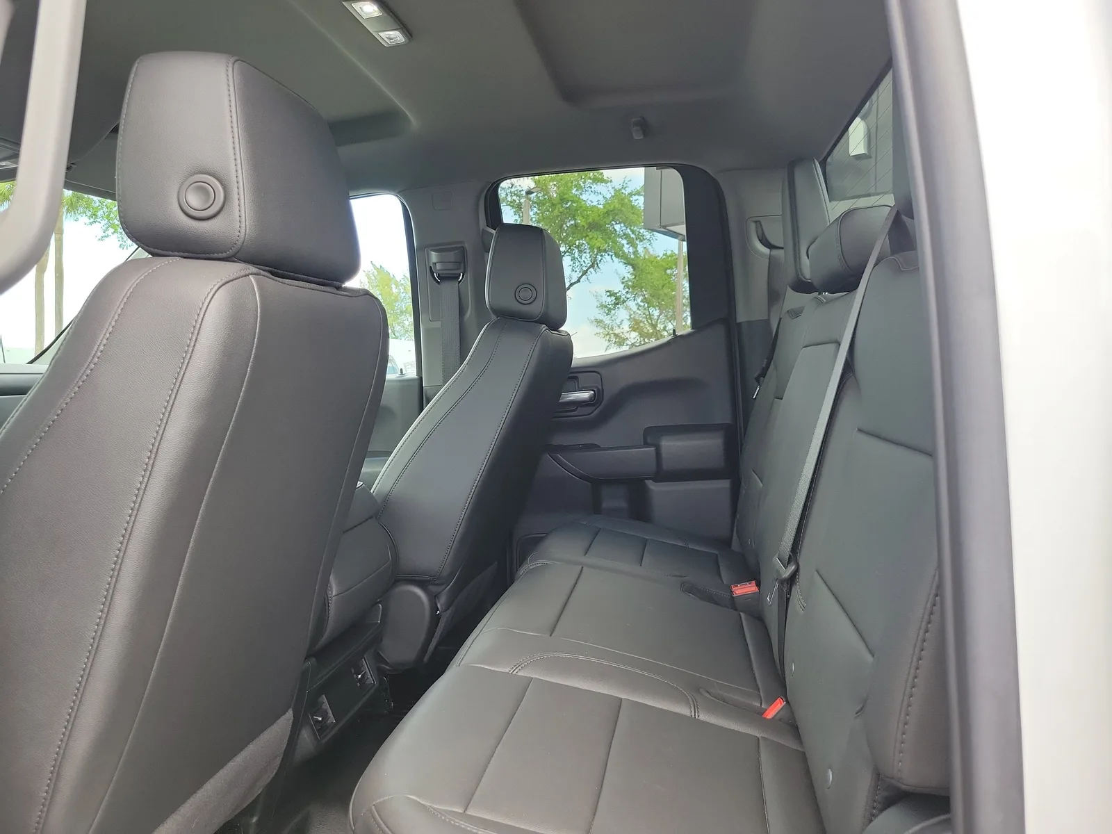 2025 GMC Sierra 1500 Pro photo 12