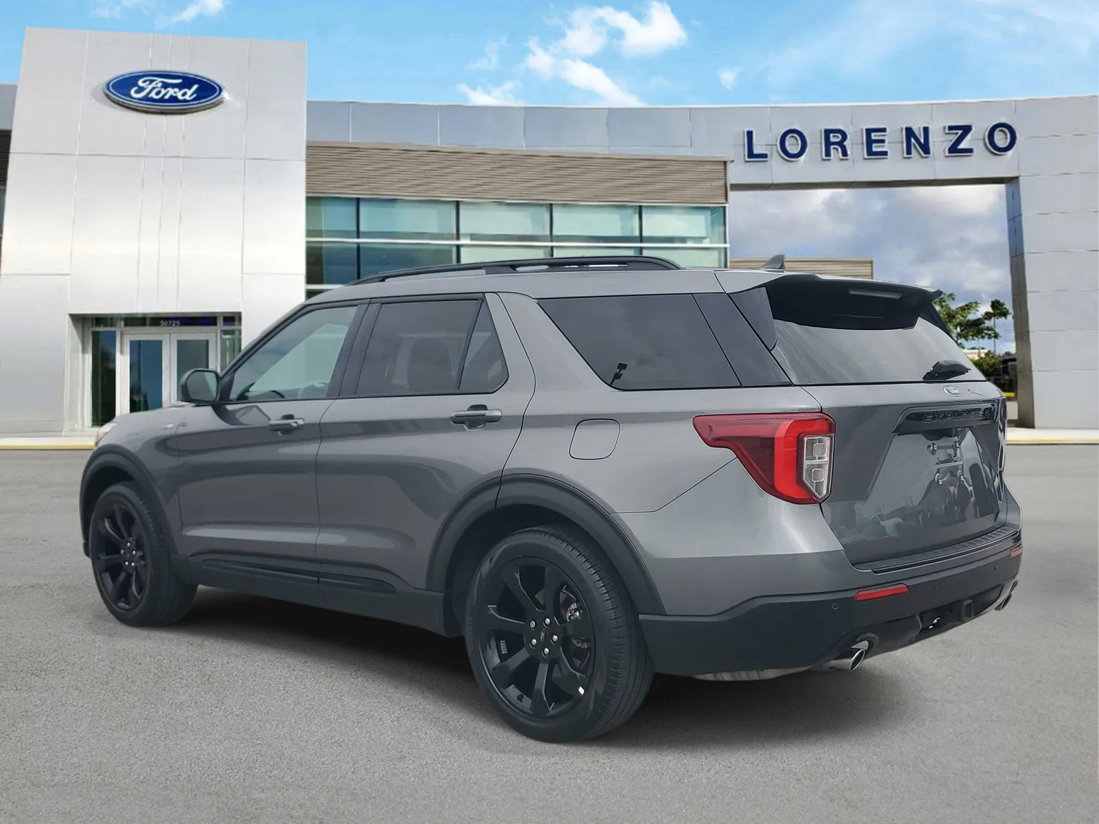2023 Ford Explorer ST-Line photo 7