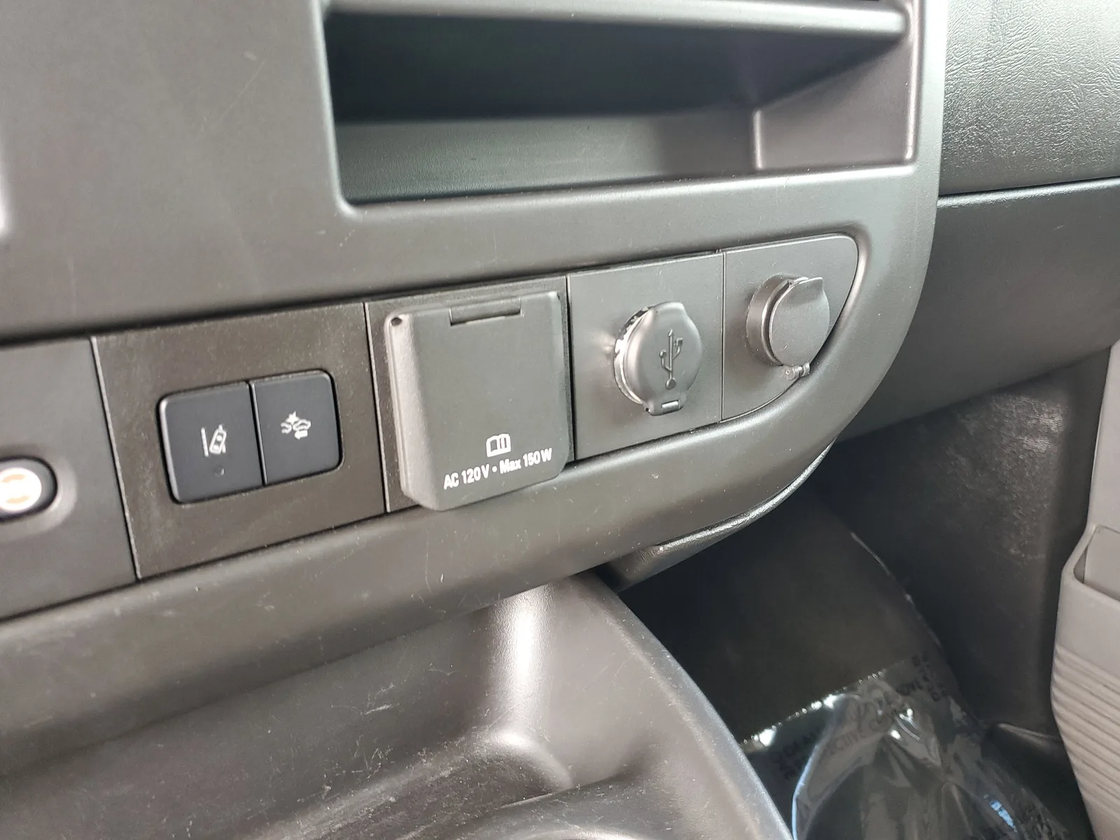 2020 Chevrolet Express Passenger 3500 1LT photo 21