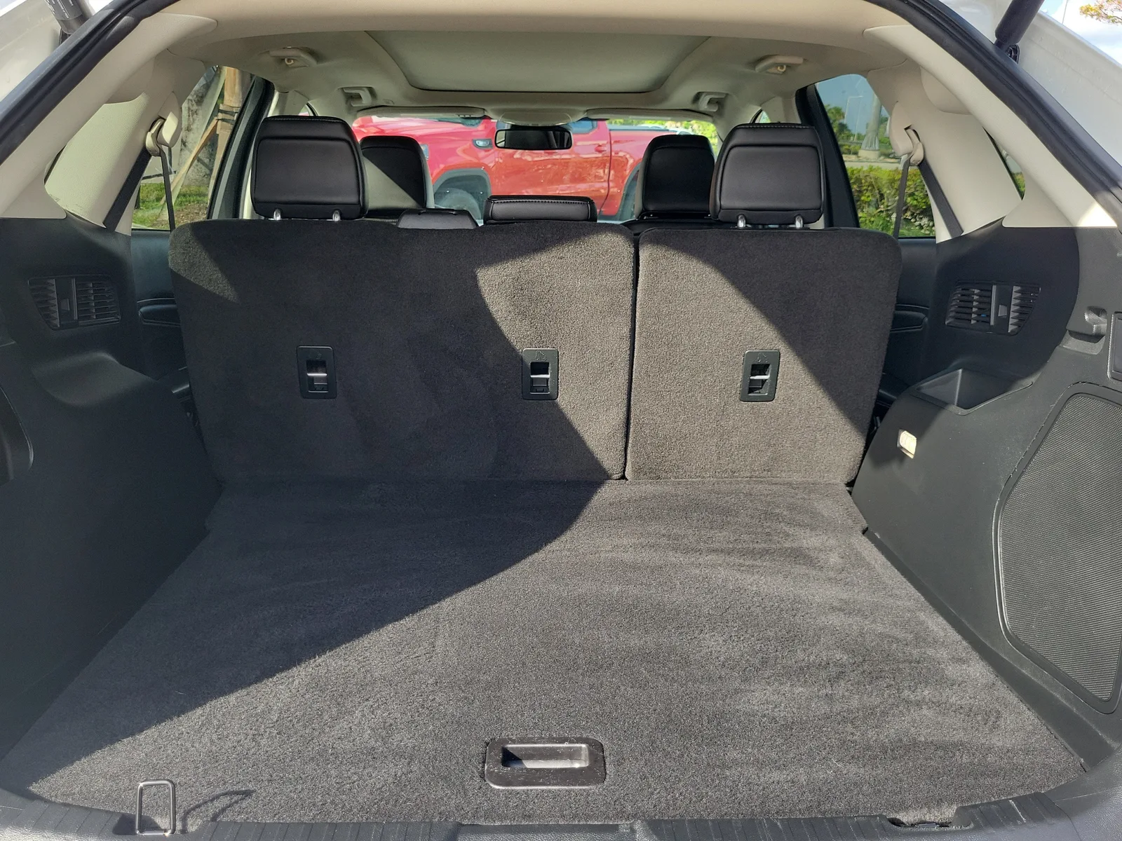 2022 Ford Edge Titanium 4WD photo 17