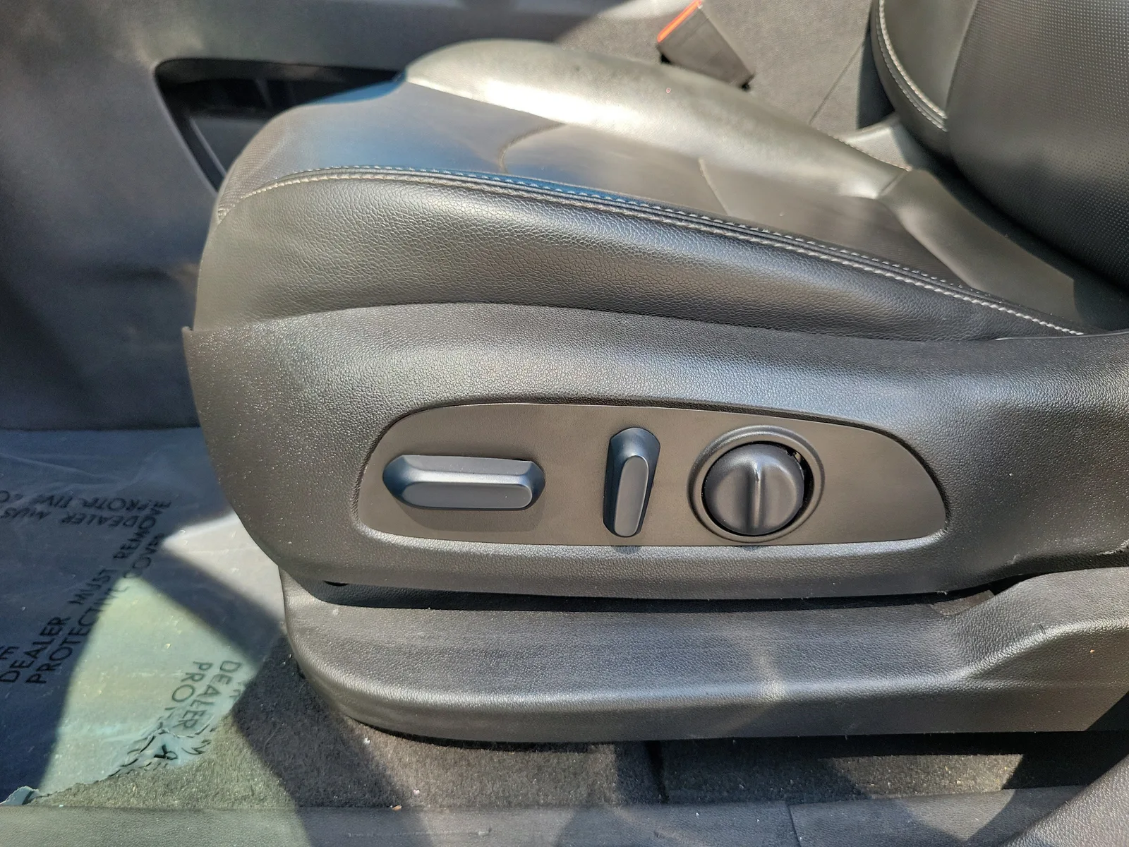 2023 GMC Terrain SLT photo 12