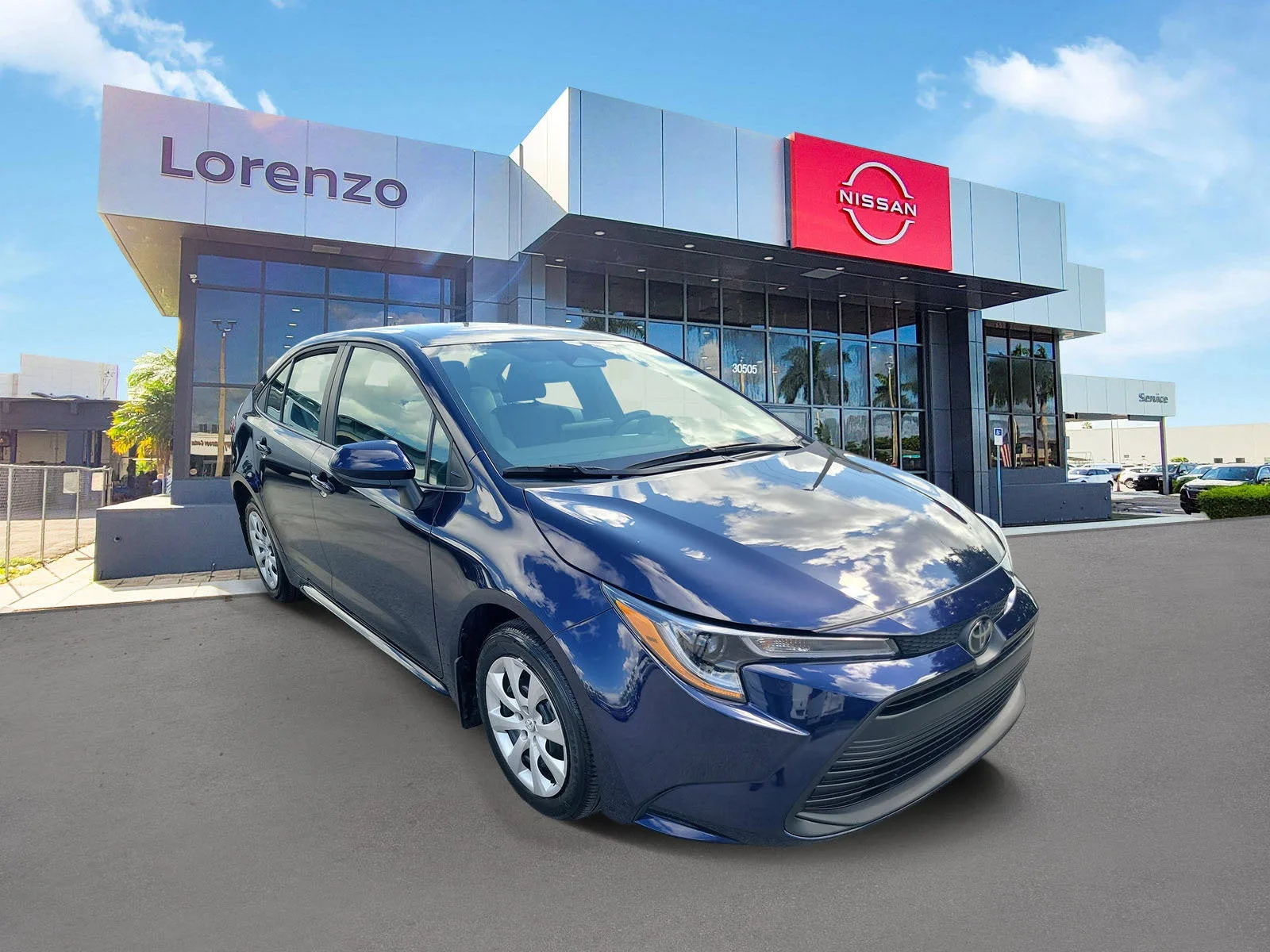 2025 Toyota Corolla LE photo 3