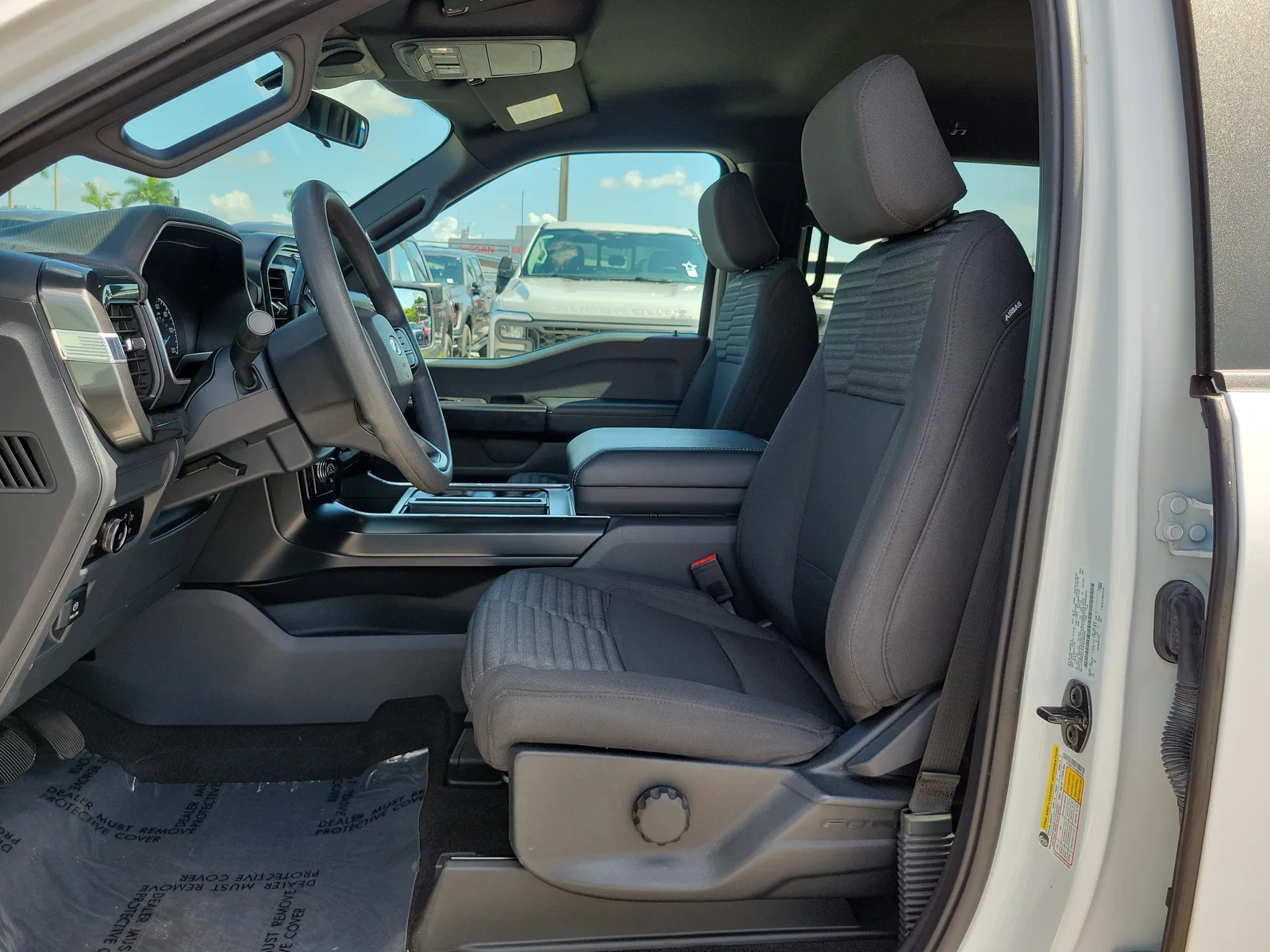 2023 Ford F-150 XL photo 18