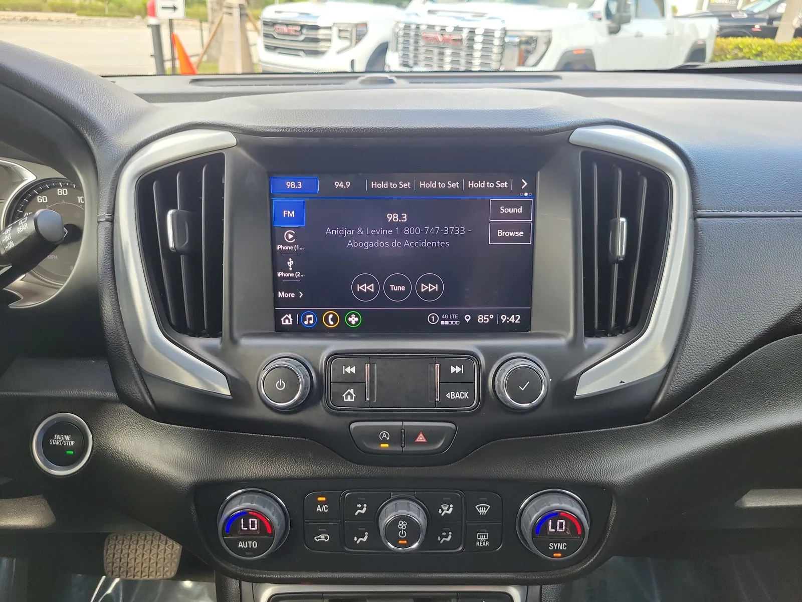 2024 GMC Terrain SLT photo 22