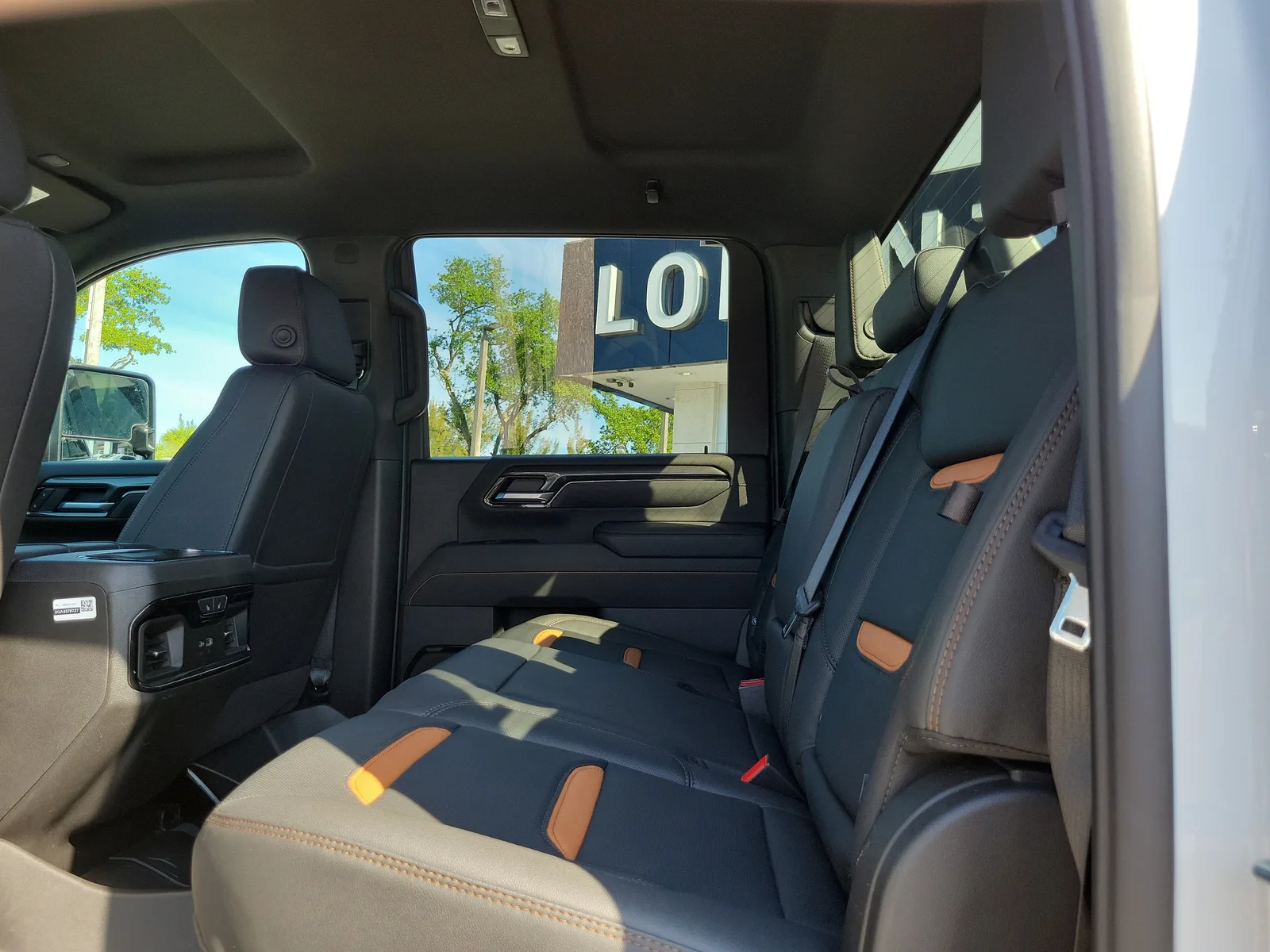 2026 GMC Sierra 2500 HD AT4 photo 14