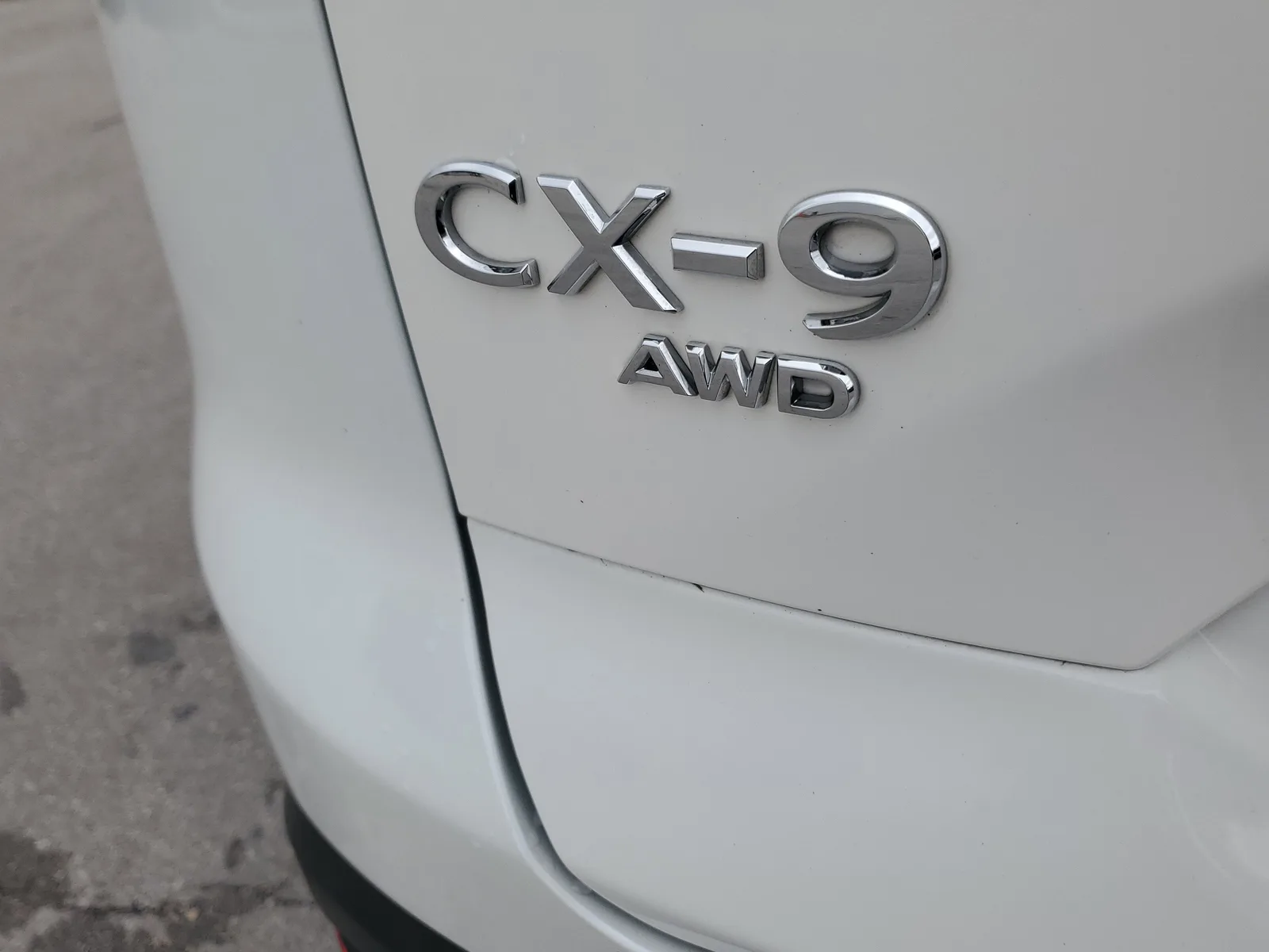 2023 Mazda CX-9 Touring Plus photo 10