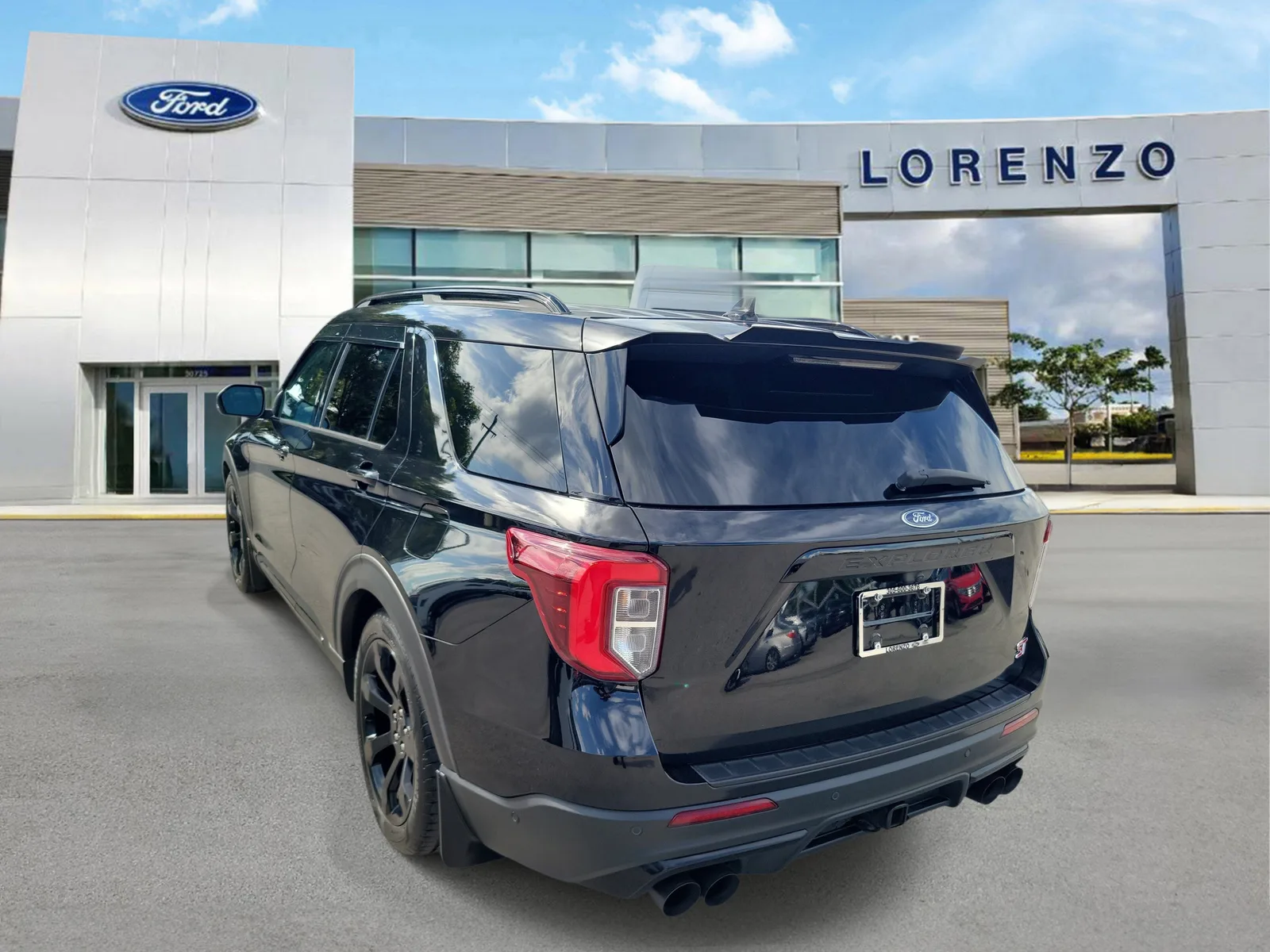 2020 Ford Explorer ST 4WD photo 7