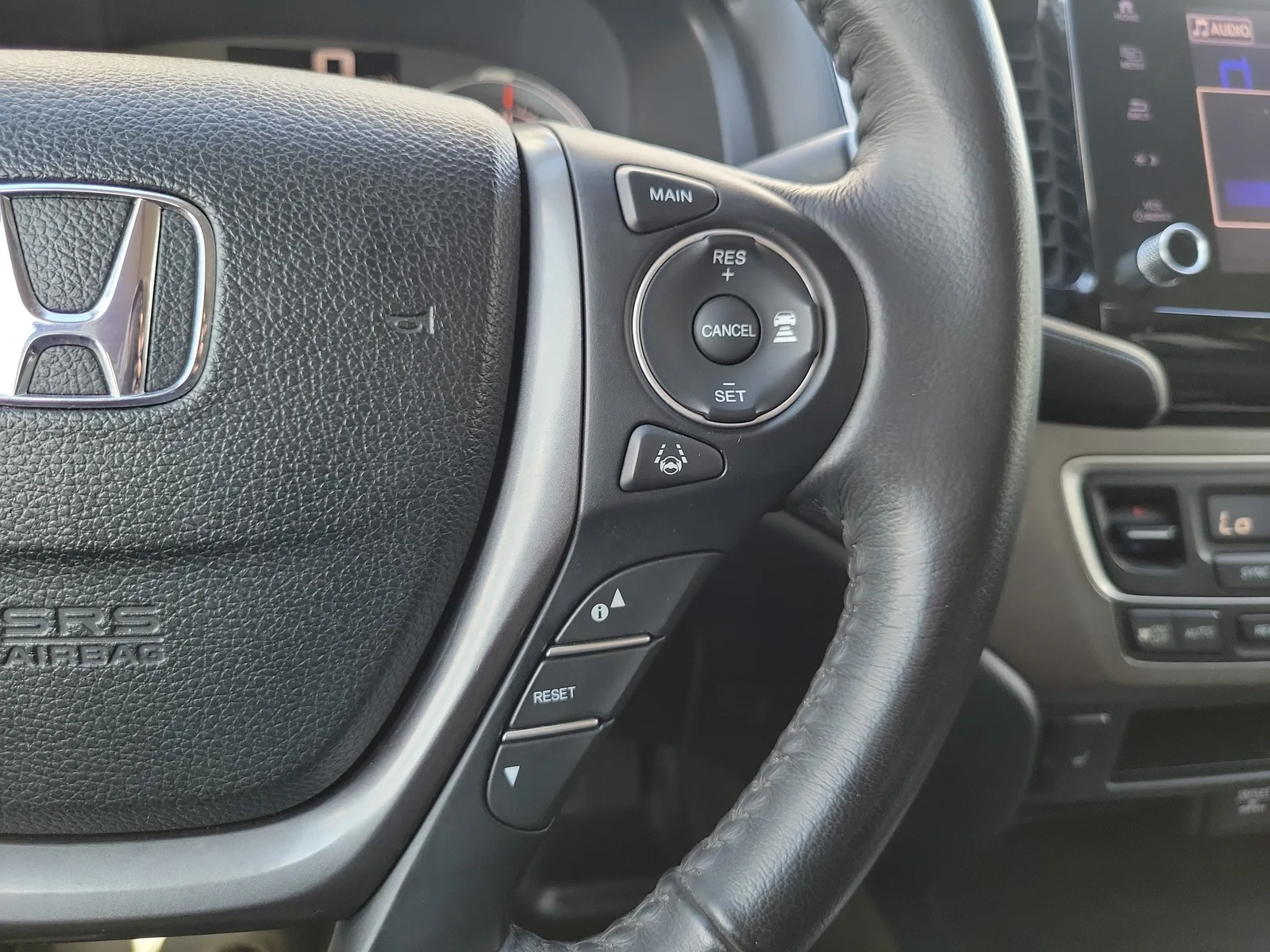2023 Honda Ridgeline RTL photo 20