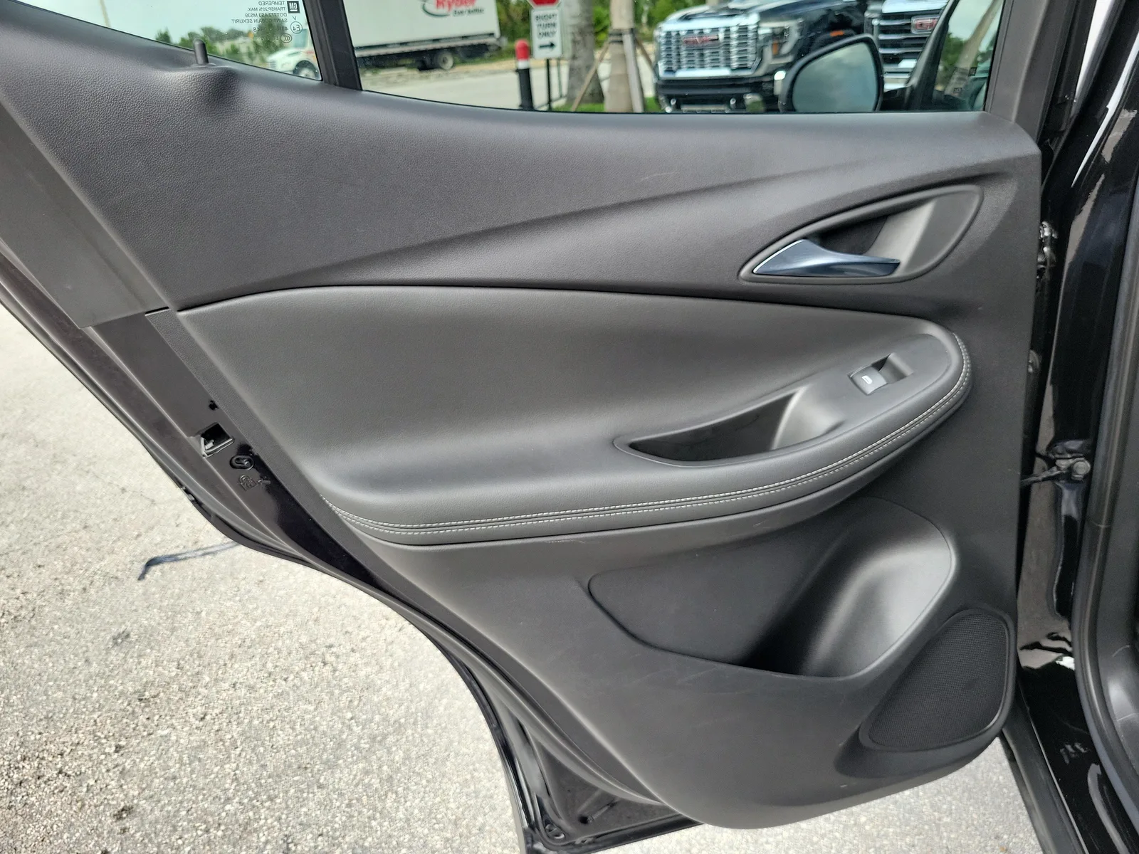 2023 Buick Encore GX Preferred photo 23
