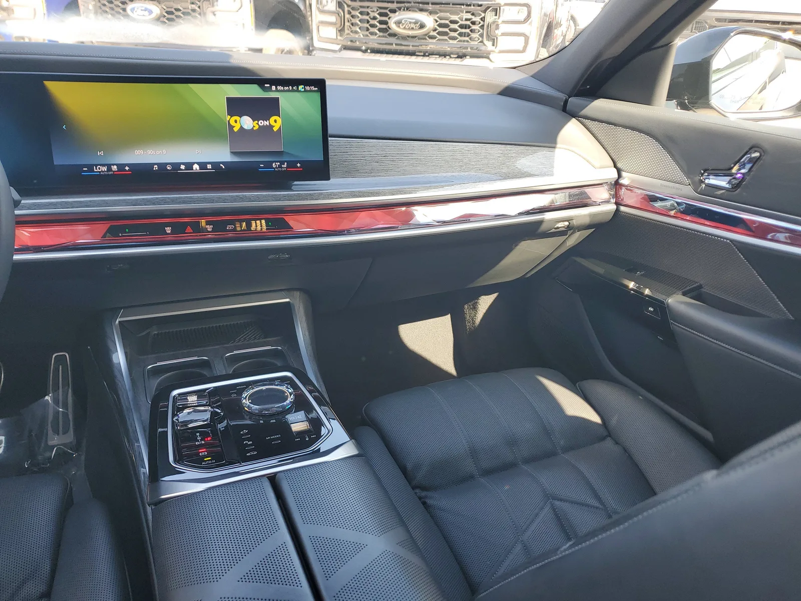 2024 BMW 7 Series 740i photo 15