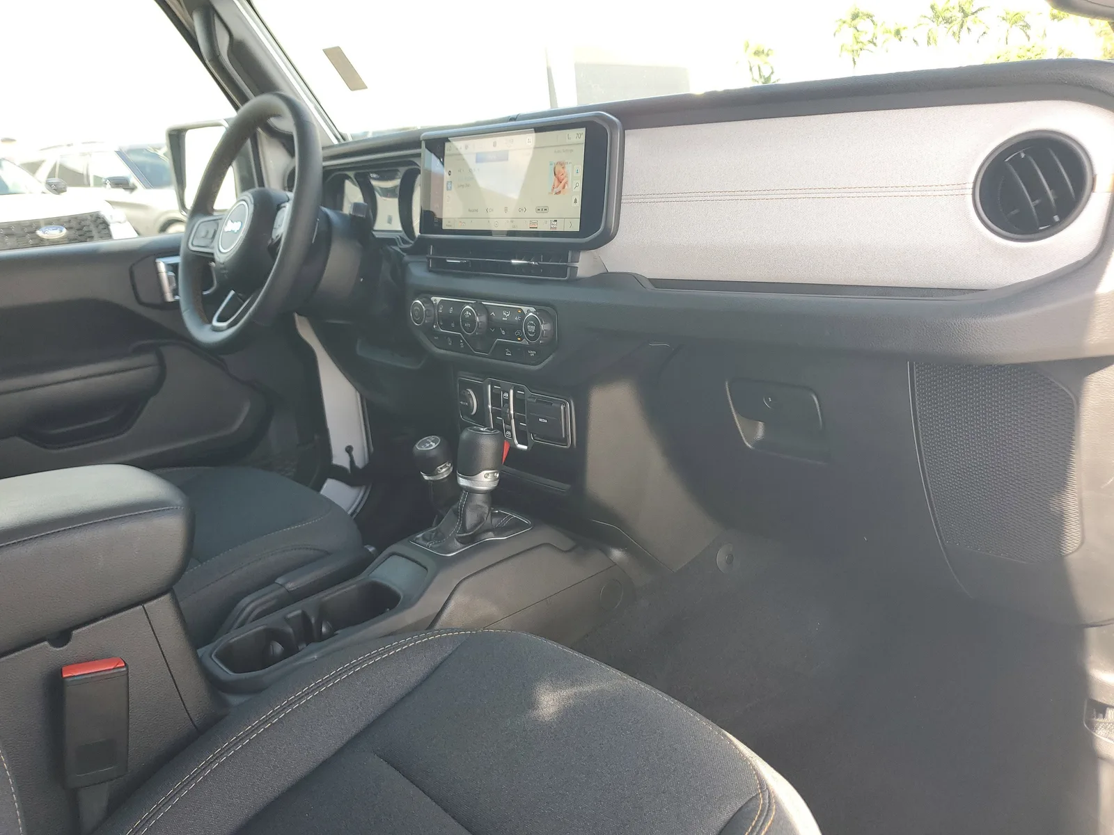 2024 Jeep Wrangler Sport S 4WD photo 18