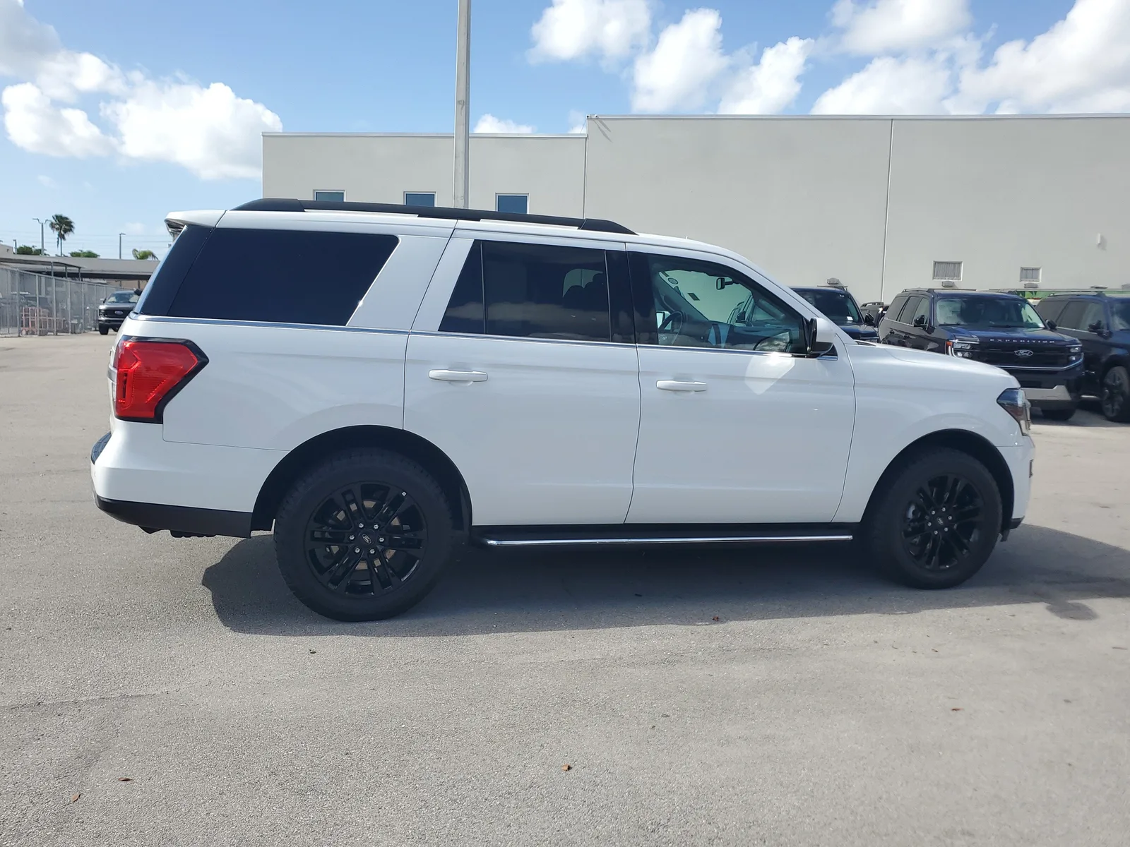 2022 Ford Expedition XLT photo 4