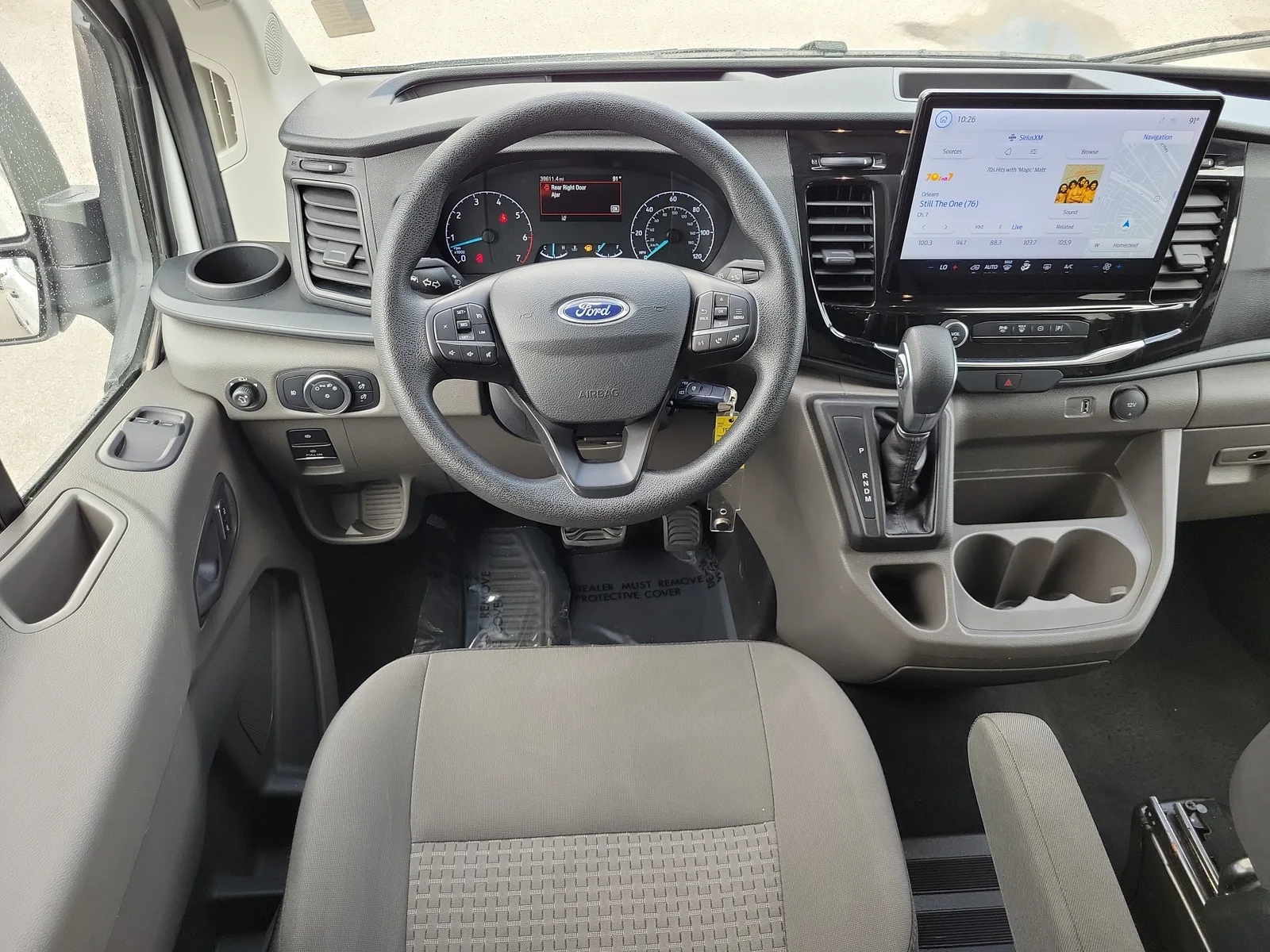 2024 Ford Transit Passenger Wagon XLT photo 16