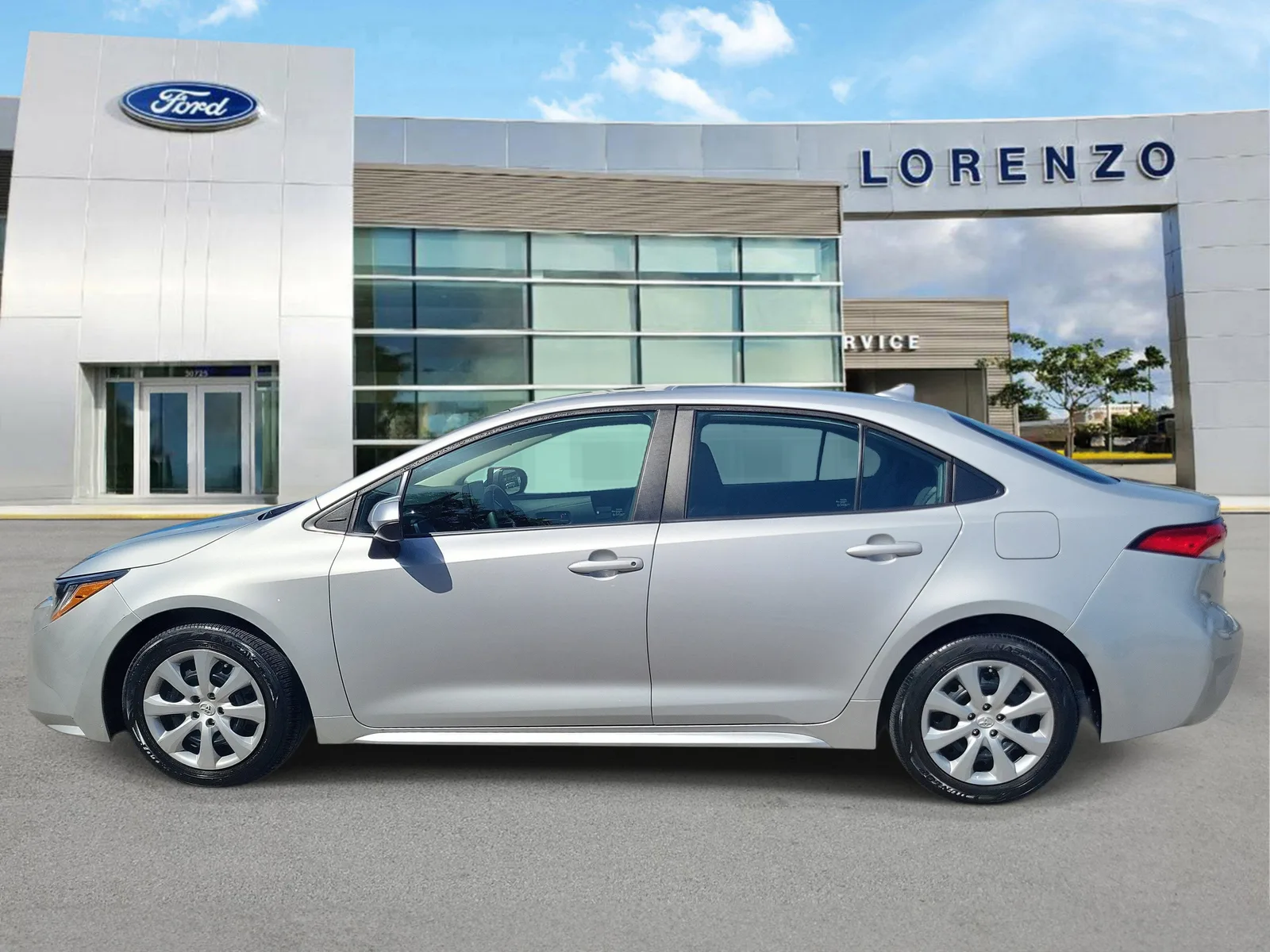 2024 Toyota Corolla LE photo 8