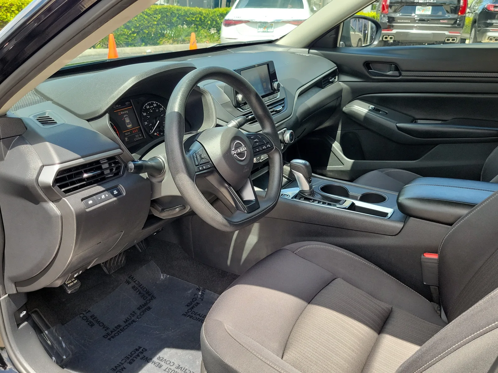 2024 Nissan Altima 2.5 S photo 9