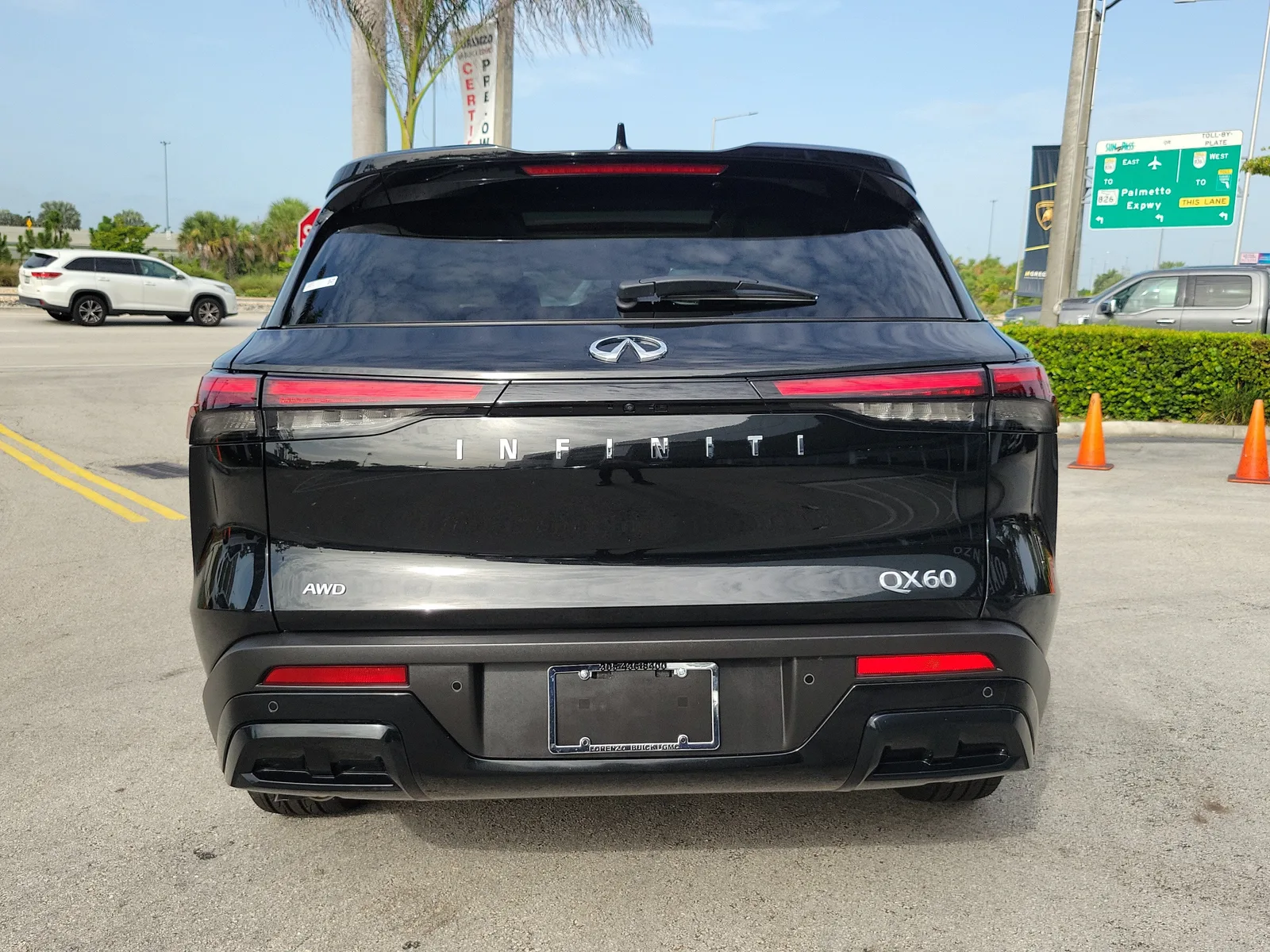 2025 INFINITI QX60 PURE photo 6