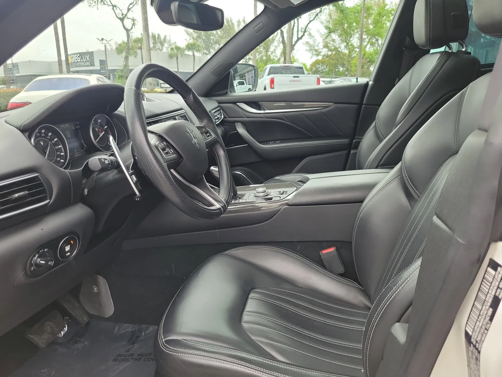 2023 Maserati Levante GT photo 13