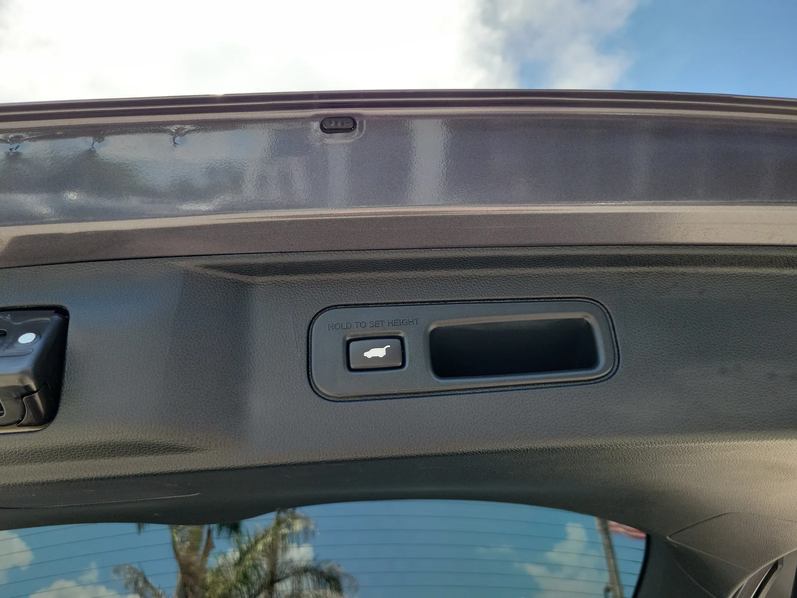 2024 Honda Pilot EX-L 8 Passenger photo 17