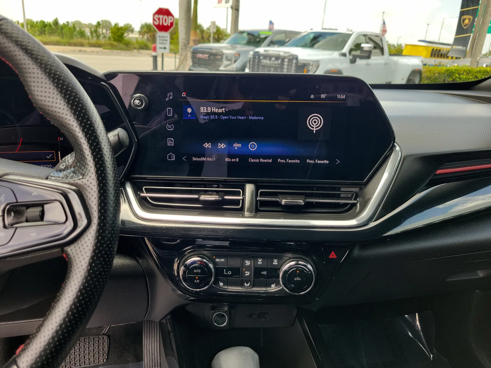 2026 Chevrolet Trax 2RS photo 21