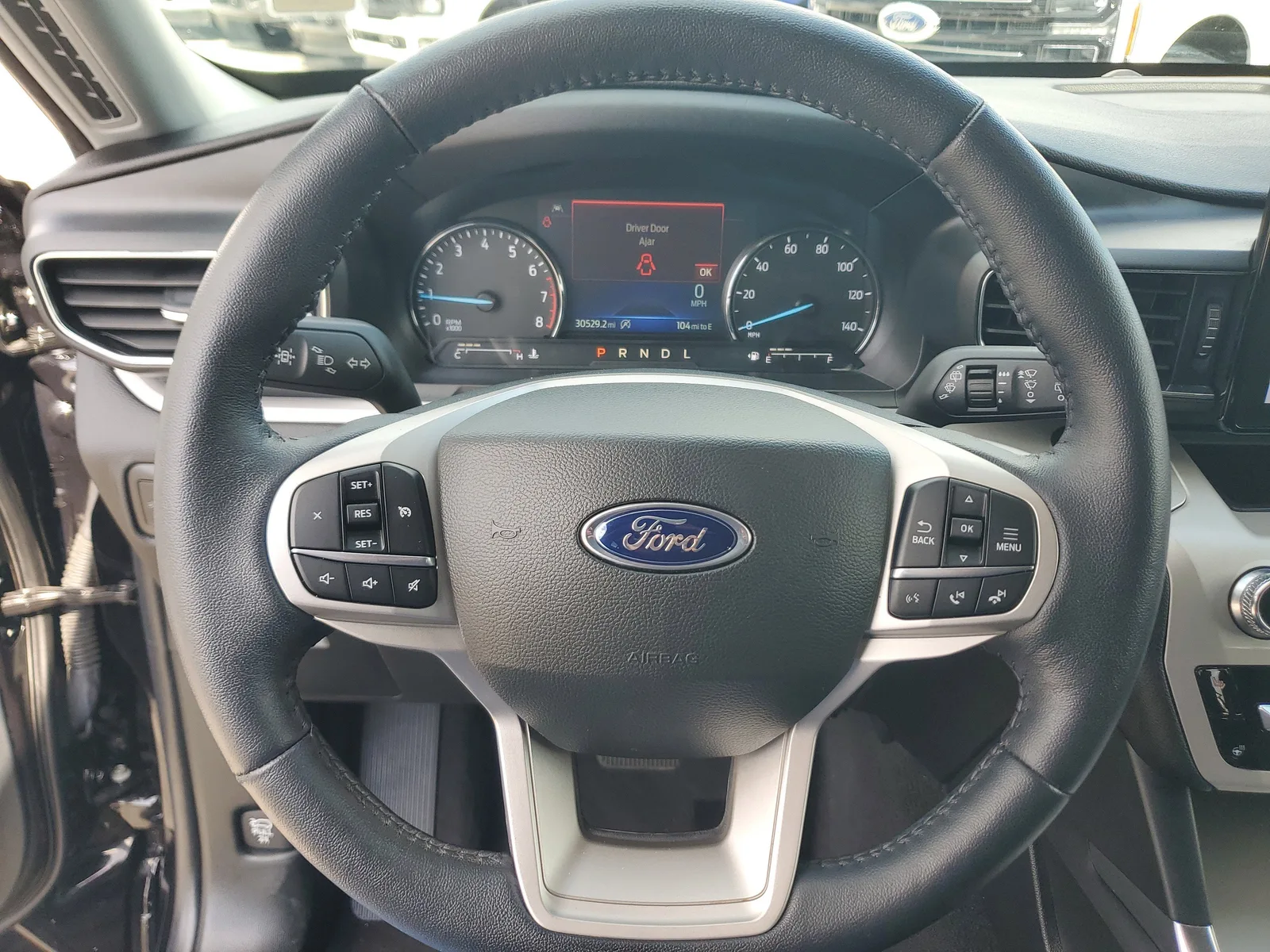 2023 Ford Explorer XLT photo 21